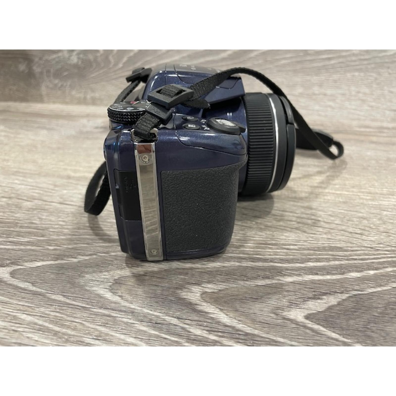 AS-IS KODAK PIXPRO AZ528 Astro Zoom BSI-CMOS Bridge Digital Camera - 16MP 52X 1080p Wi-Fi (Midnight Blue)