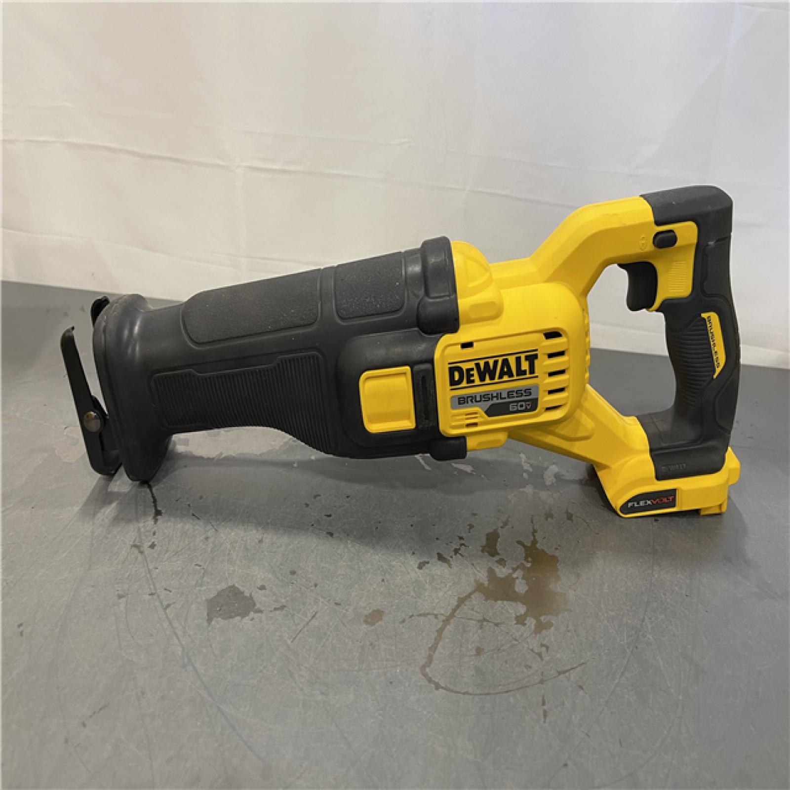 AS-IS - DeWalt FLEXVOLT 60V MAX Cordless Brushless Reciprocating Saw