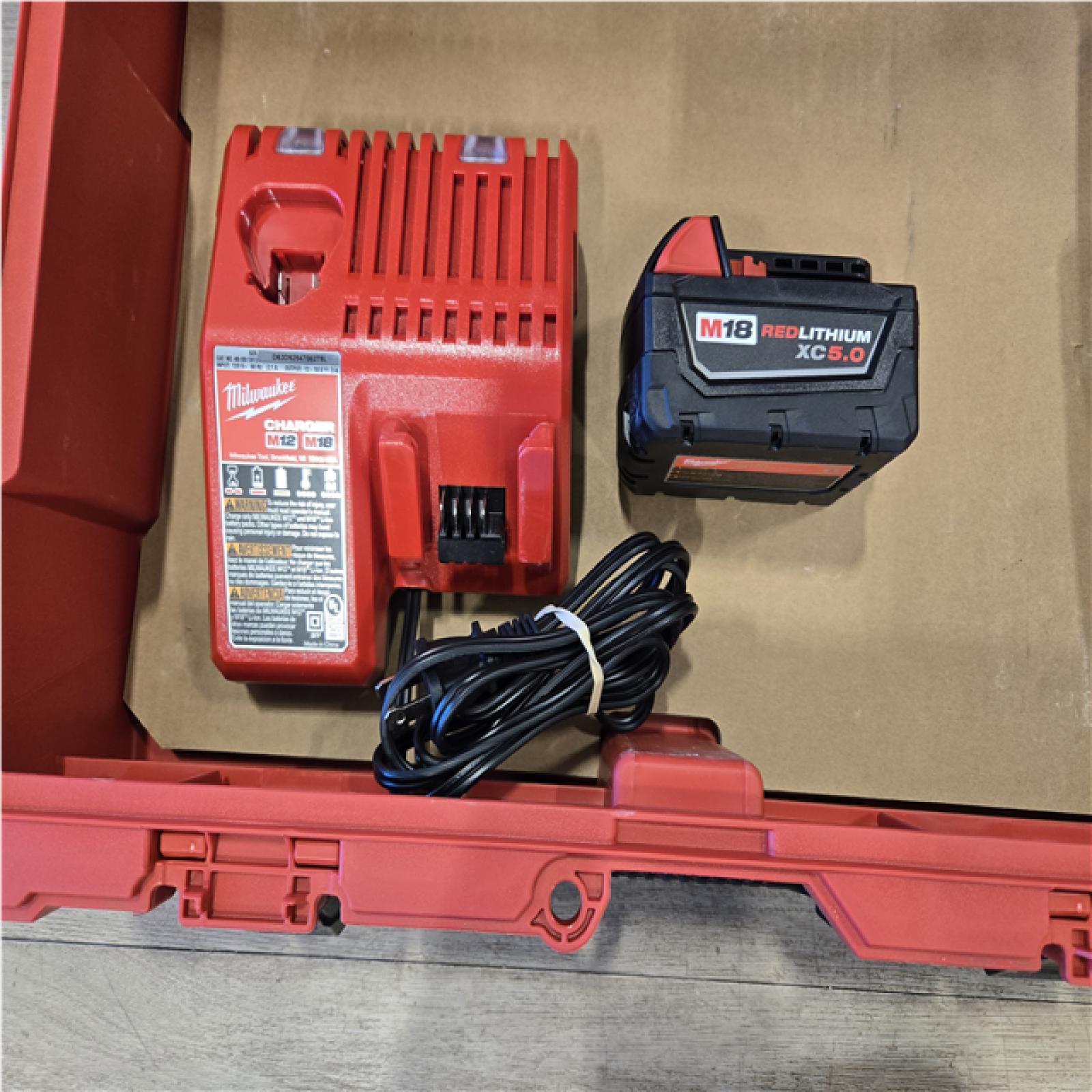 AS-IS Milwaukee M18 FUEL18V Lithium-Ion Brushless Cordless SAWZALL Reciprocating Saw KIT