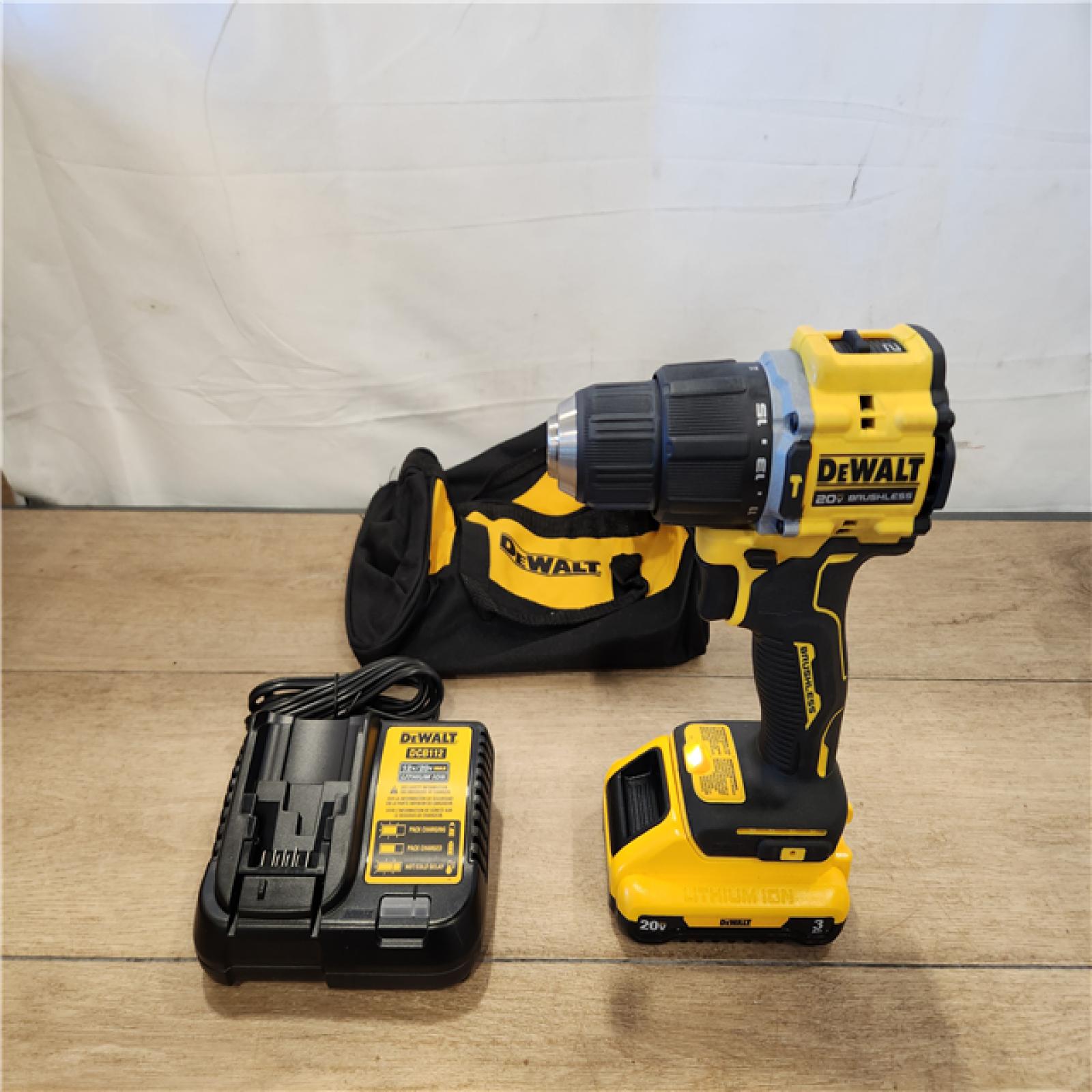 AS-IS- DEWALT ATOMIC 20V Cordless 1/2 in. Compact Hammer Drill Kit