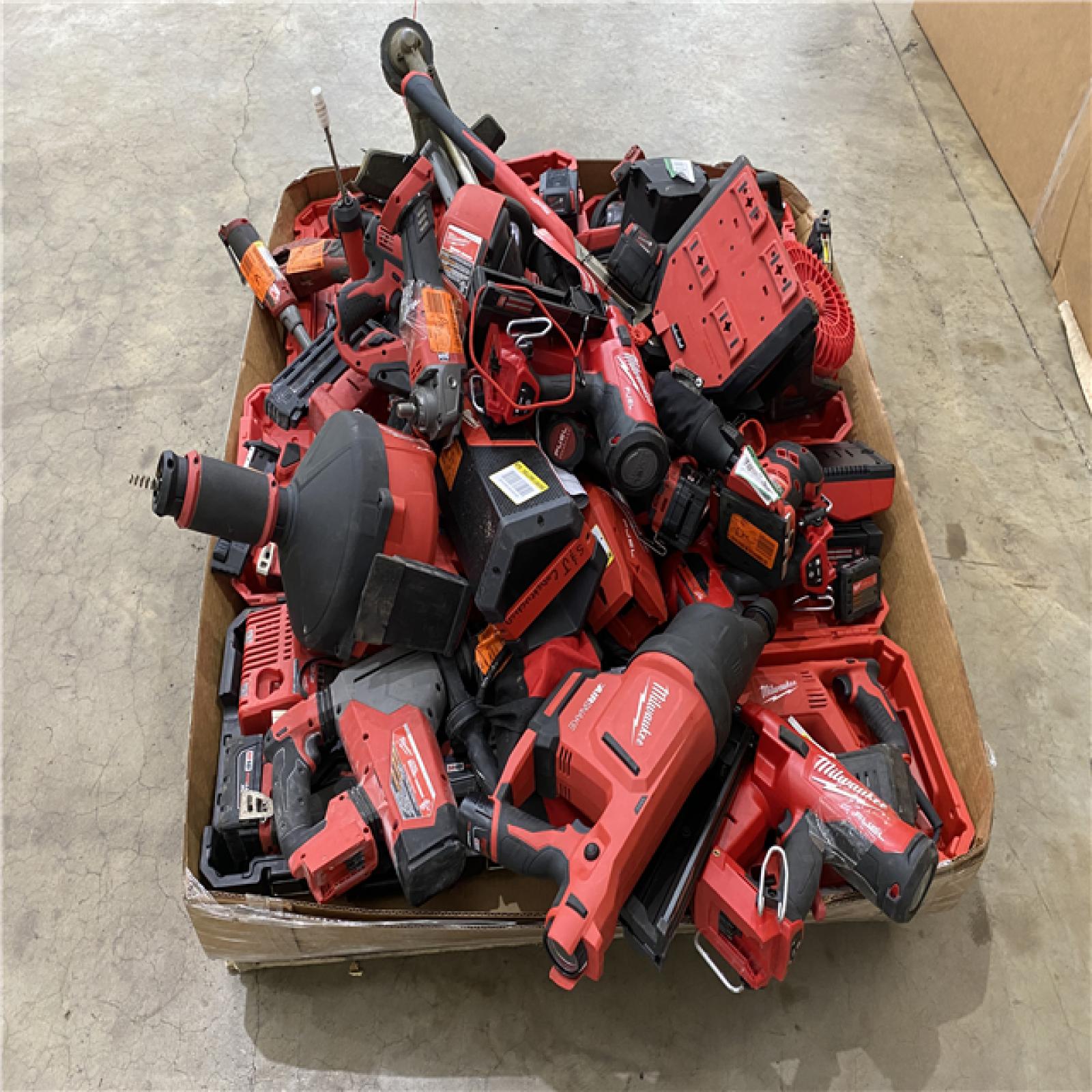 Houston Location AS IS - Tool Pallet