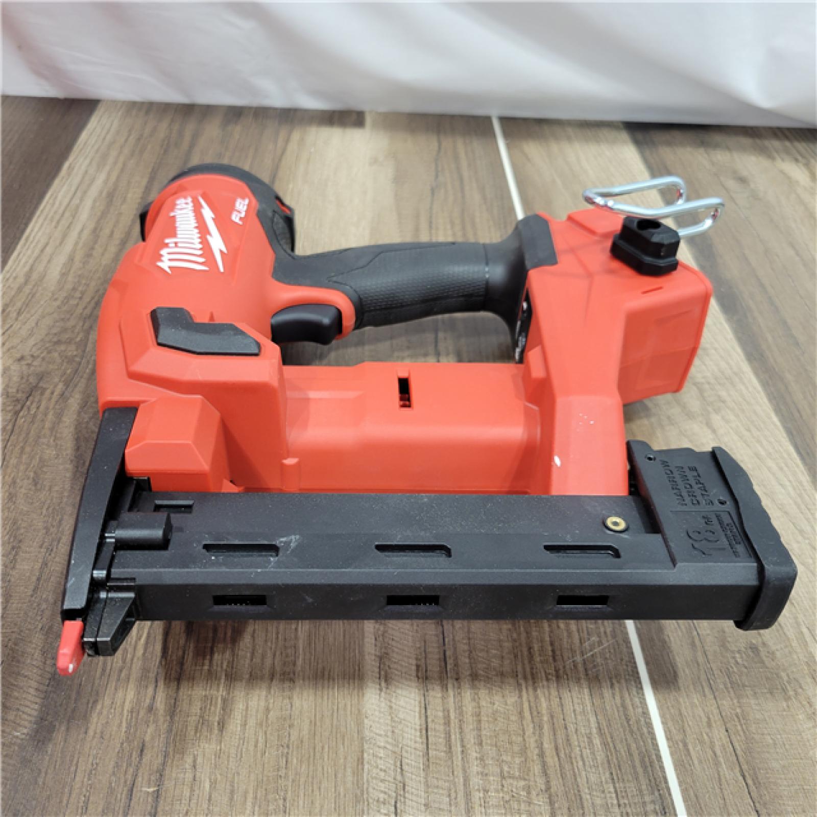 AS-IS MILWAUKEE M18 FUEL 18-Volt Lithium-Ion Brushless Cordless 18-Gauge 1/4 in. Narrow Crown Stapler (Tool-Only)