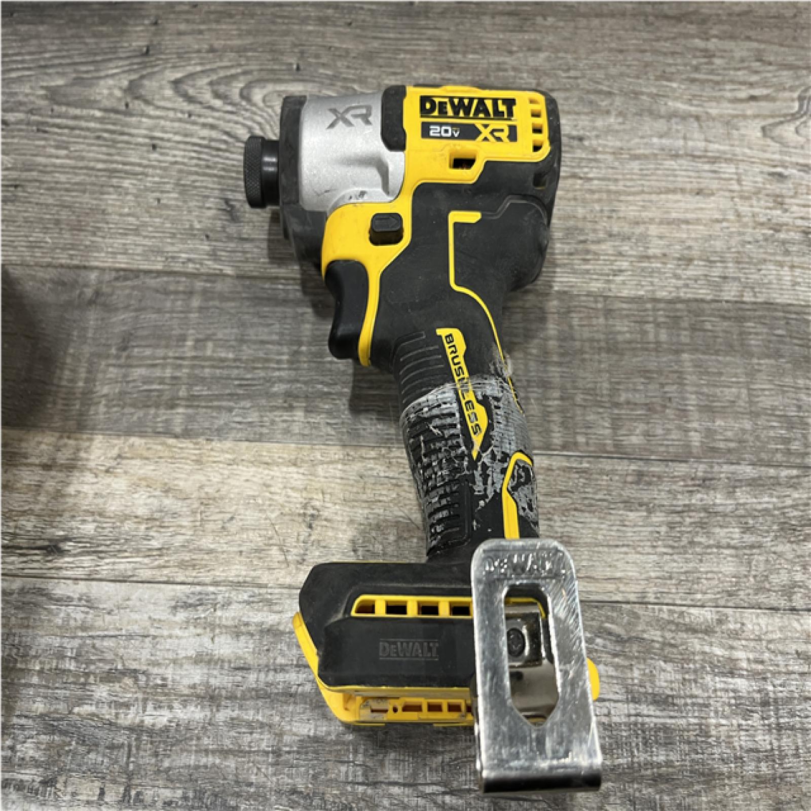 AS-IS DEWALT 20-Volt Maximum XR Lithium-Ion Cordless Brushless 1/4 in. 3-Speed Impact Driver Kit