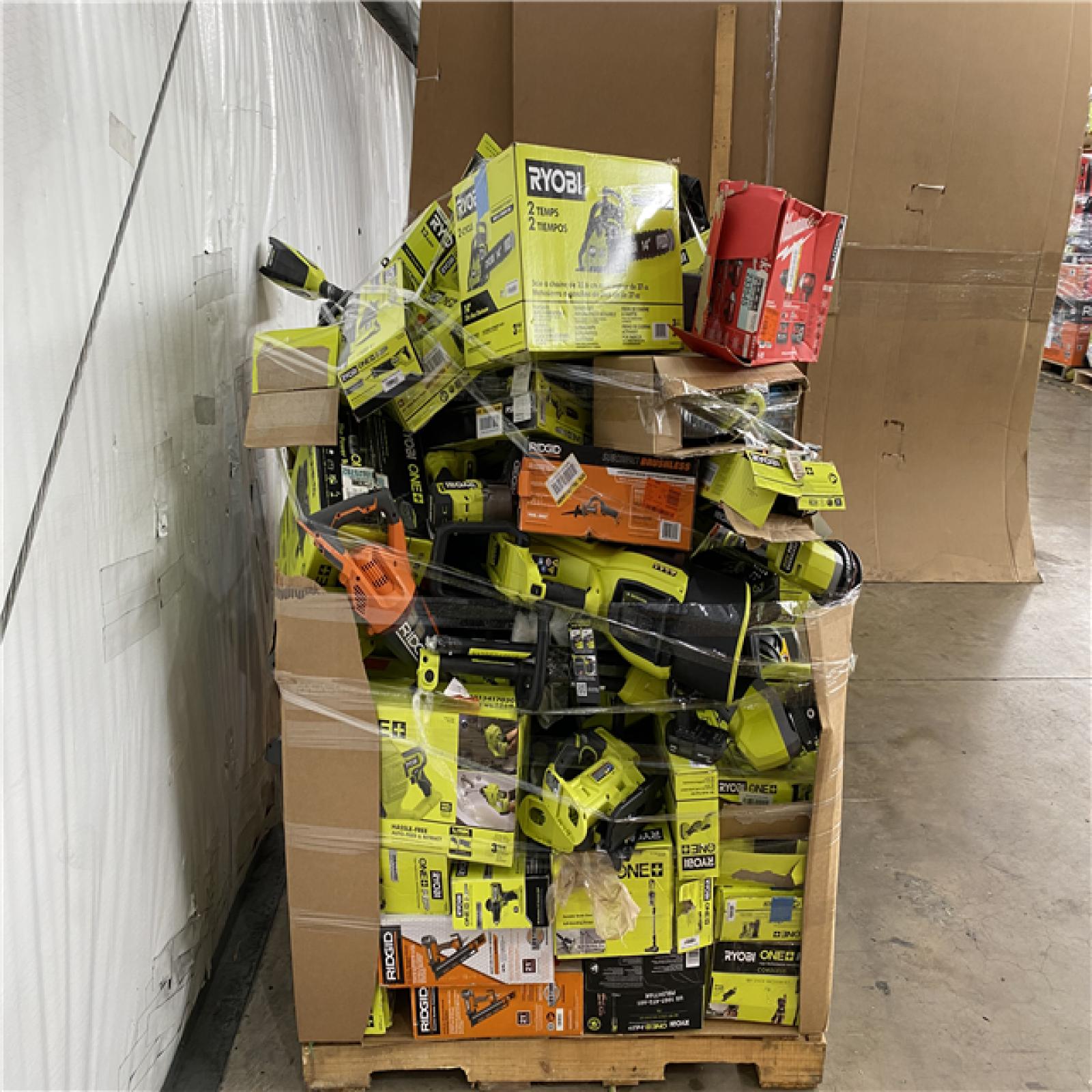 Houston Location AS IS - Tool Pallet