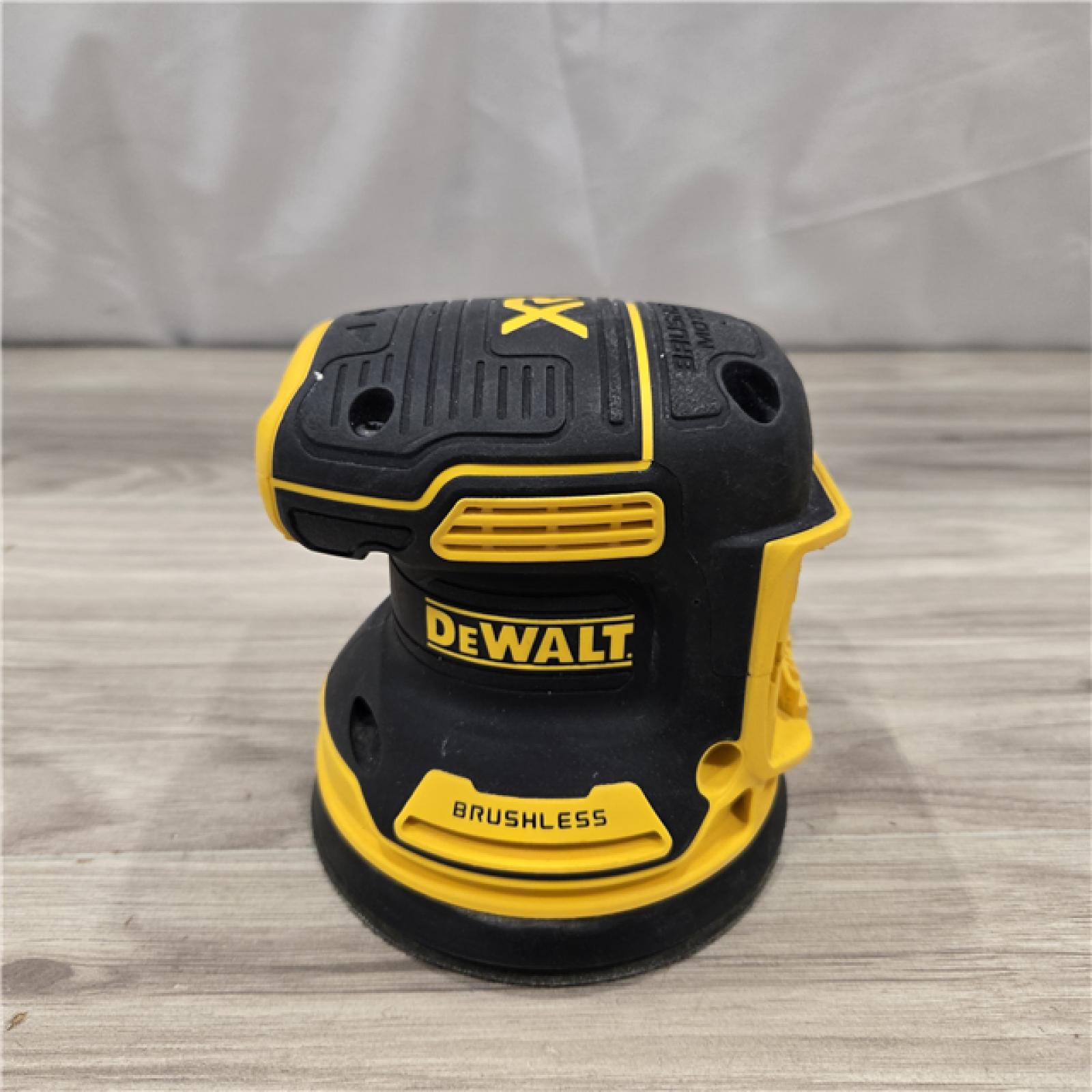 AS-IS DEWALT 20V MAX XR Cordless 5 in. Random Orbital Sander (Tool Only)