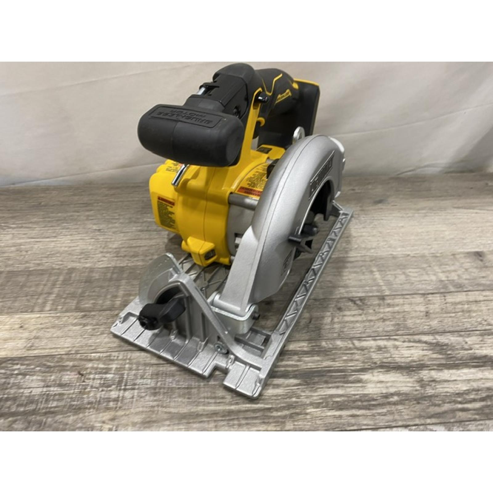 AS-IS DEWALT 20V MAX Cordless Brushless 6-1/2 in. Sidewinder Style Circular Saw (Tool Only)