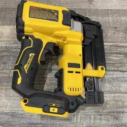 AS-IS DEWALT ATOMIC 20V MAX Lithium Ion Cordless 23 Gauge Pin Nailer Kit