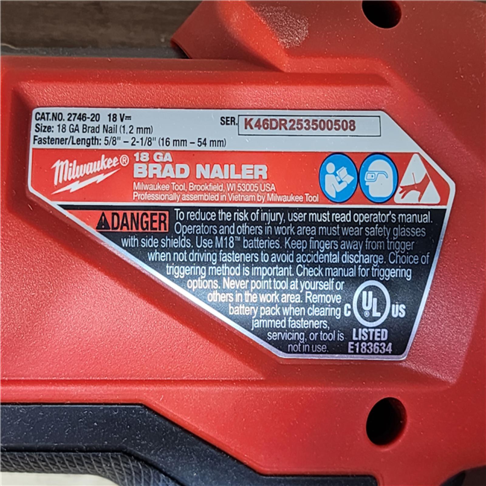 HOUSTON LOCATION - AS-IS Milwaukee FUEL 18-Volt Lithium-Ion Brushless Cordless Gen II 18-Gauge Brad Nailer (Tool-Only)