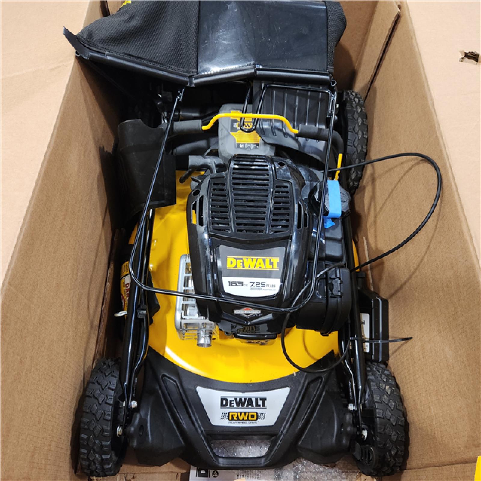 Dallas Location - As-Is DEWALT 21 in. 150cc625ex Engine Gas Lawn Mower