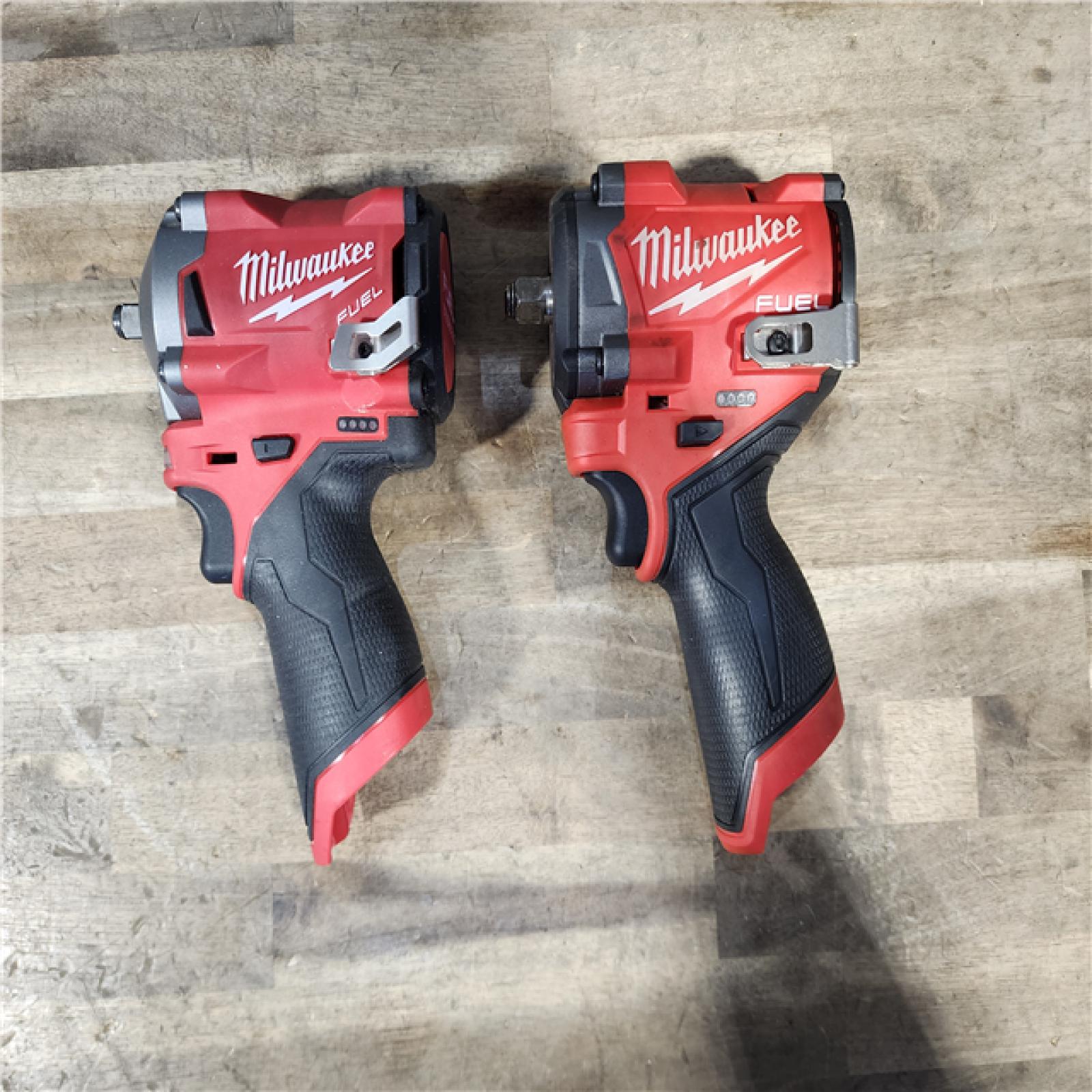 HOUSTON LOCATION - AS-IS Milwaukee 2 Tool Combo Kit W/ (2) Battery & Charger