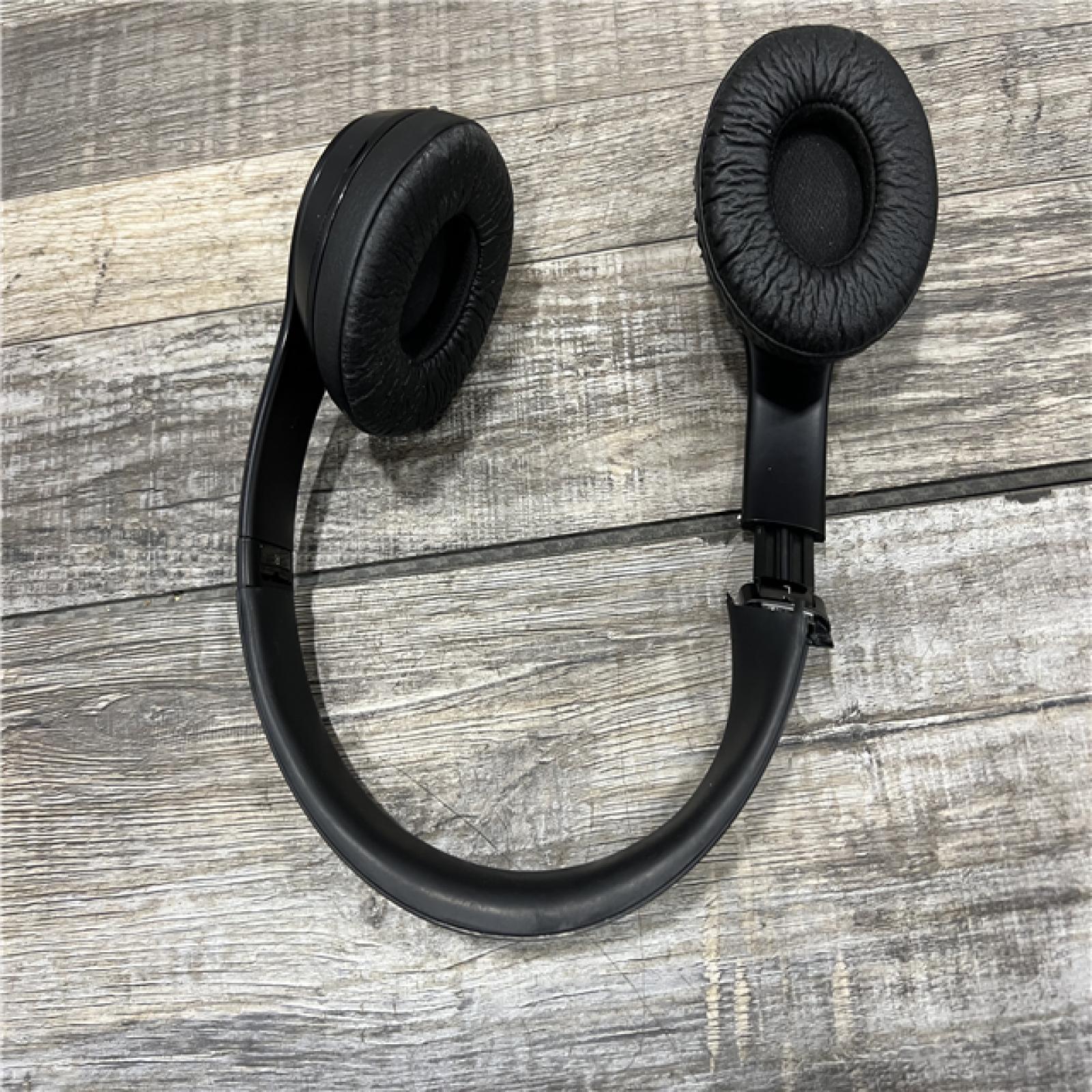 AS-IS Beats Solo3 Wireless On-Ear Headphones-BLACK MATTE