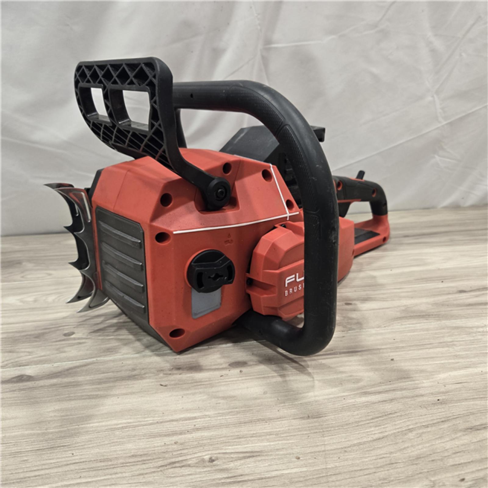 AS-IS Milwaukee M18 FUEL Cordless 20 in. Chainsaw Kit