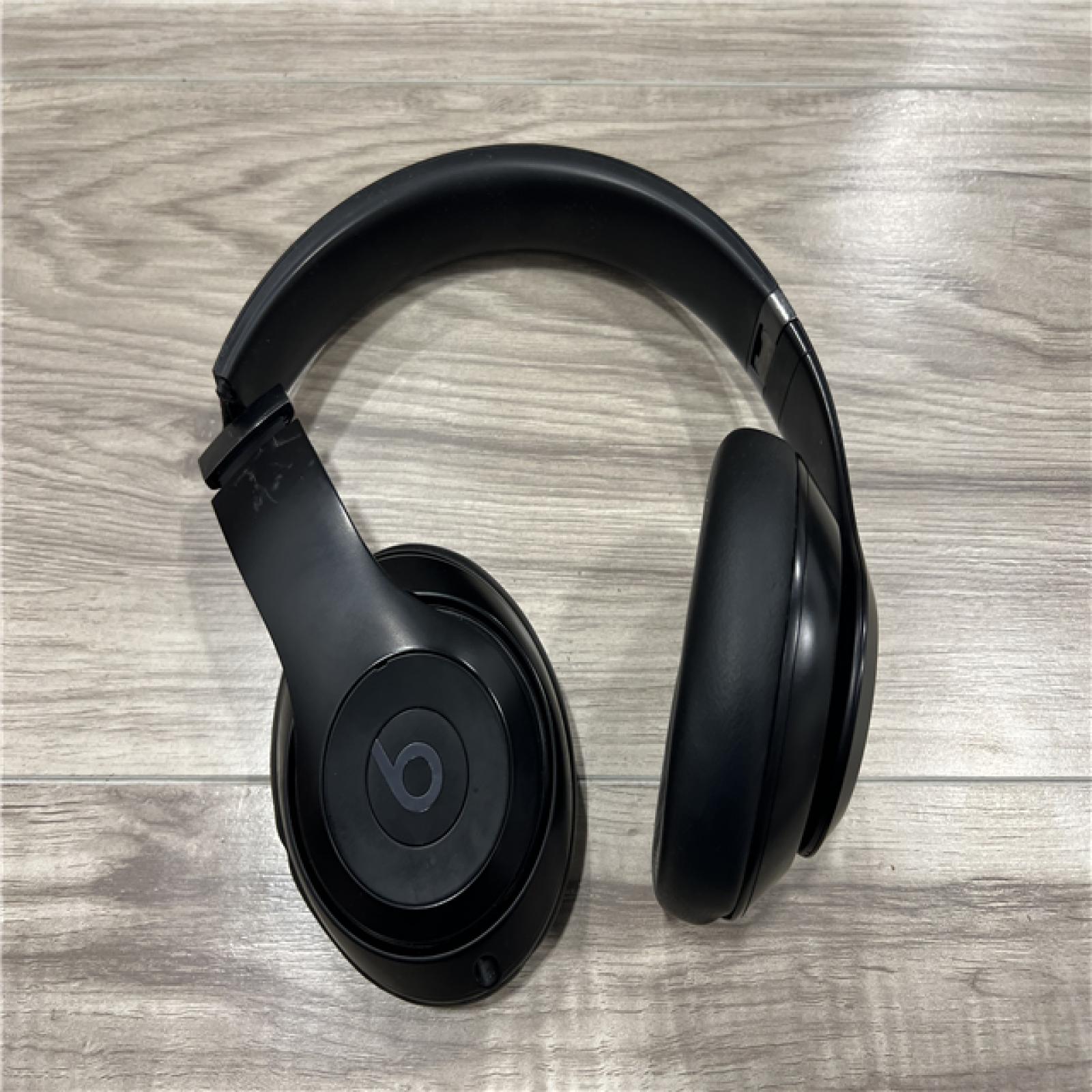 AS-IS Beats Solo 4 Bluetooth Wireless On-Ear Headphones - Matte Black