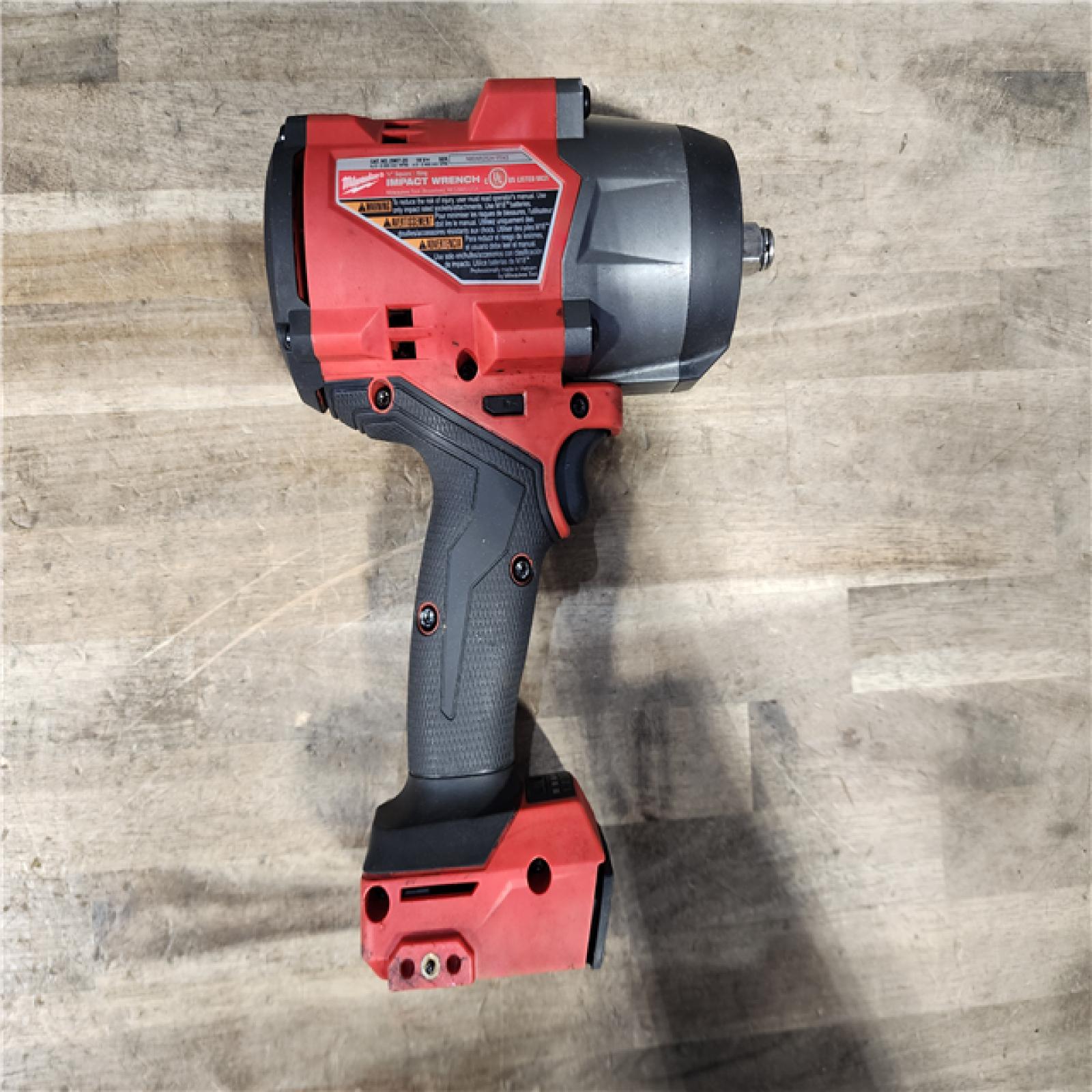 HOUSTON LOCATION - AS-IS Milwaukee FUEL 18V Lithium-Ion Brushless Cordless 1/2 in. Impact Wrench w/Friction Ring Kit