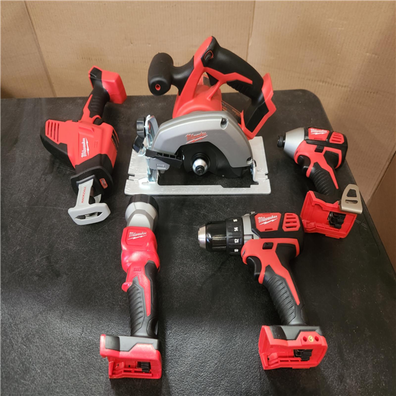 Phoenix NEW Milwaukee M18 18V Lithium-Ion Cordless Combo Kit (5-Tool) with (1) 3.0Ah and (1) 1.5Ah Battery  (1) Charger  (1) Tool Bag