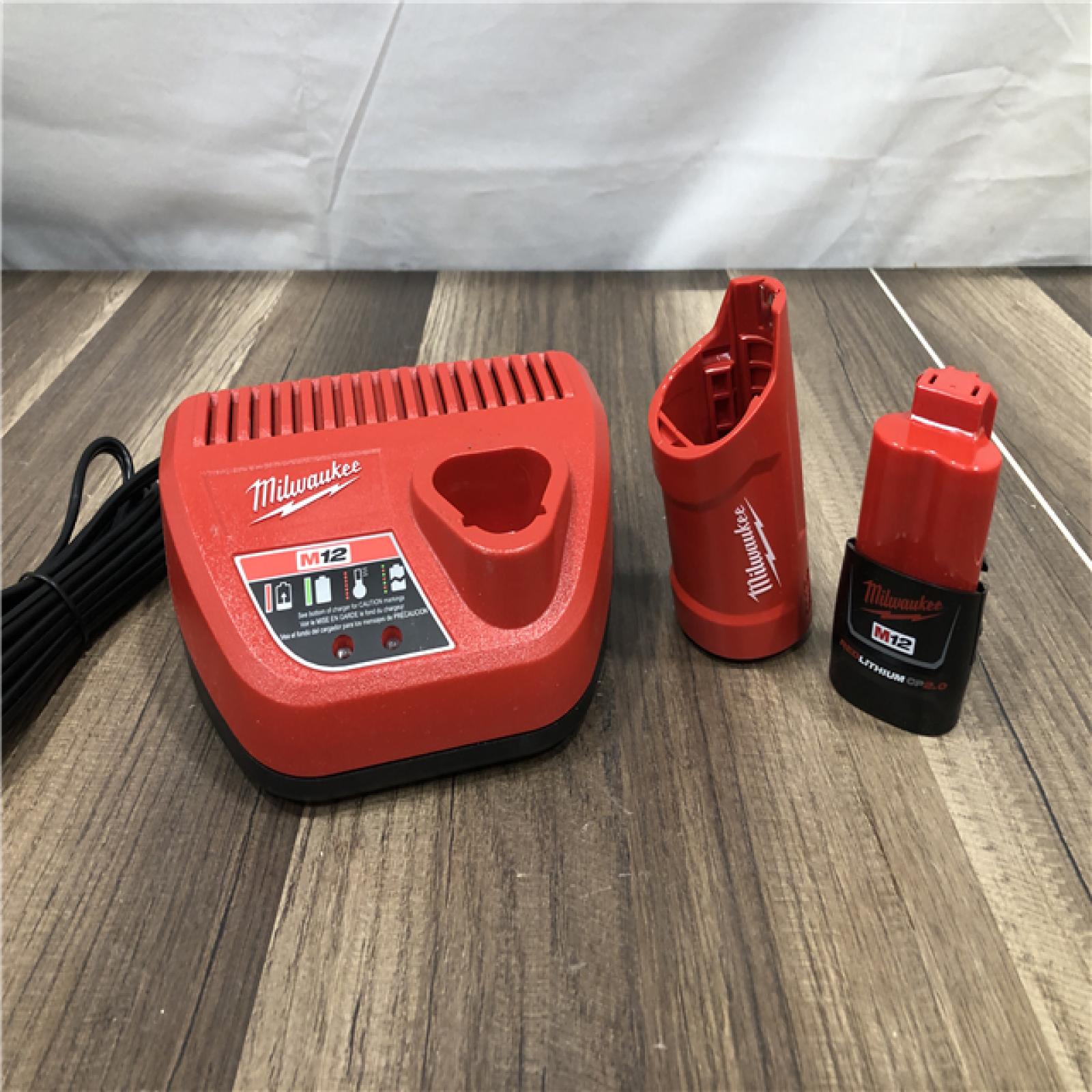 AS-IS Milwaukee Men's X-Large 12-Volt Lithium-Ion Cordless Black Heated Jacket Hoodie Kit