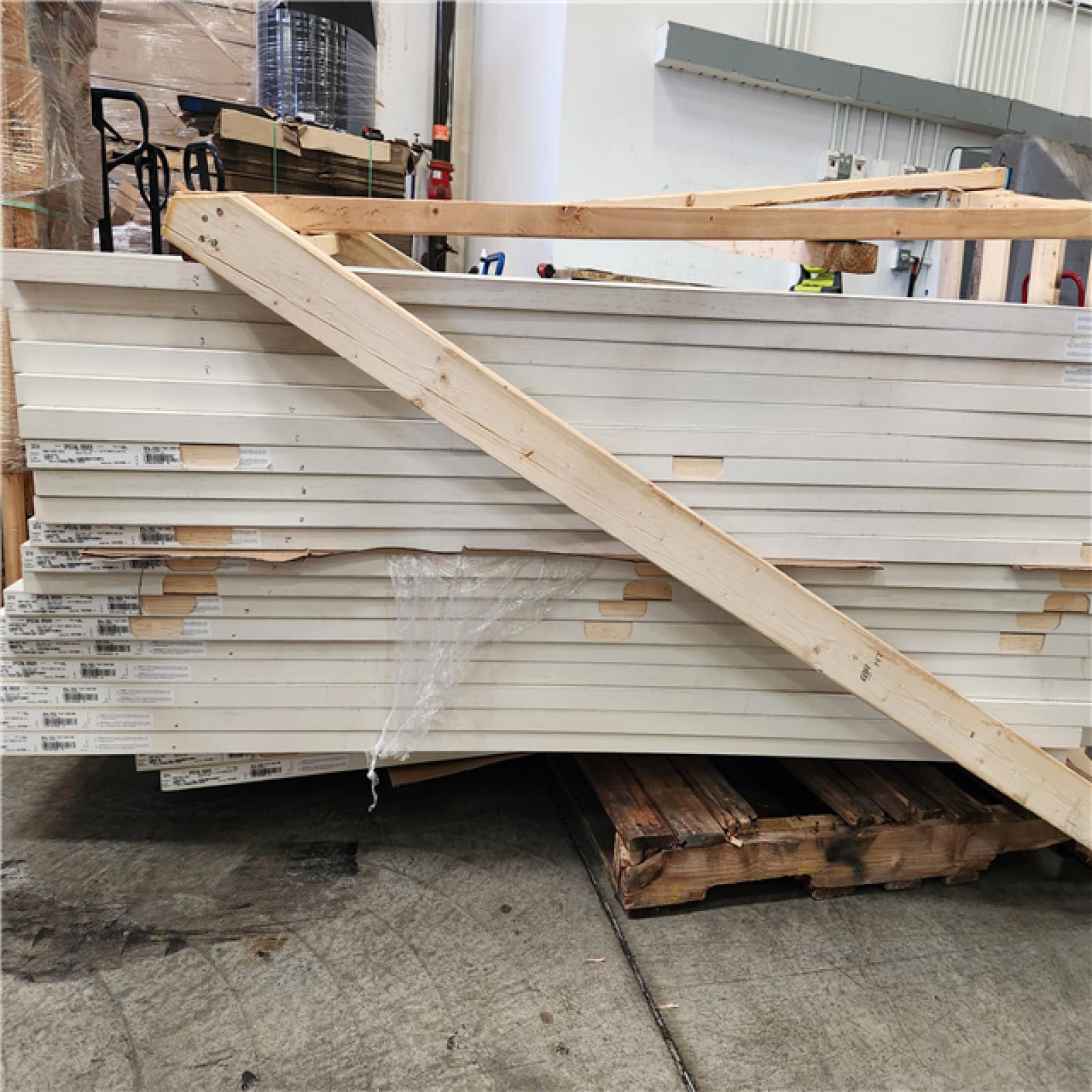 Phoenix Location Masonite 30 in. x 80 in. No Panel Primed White Smooth Flush Hardboard Hollow Core Composite Interior Door Slab (22-Doors
