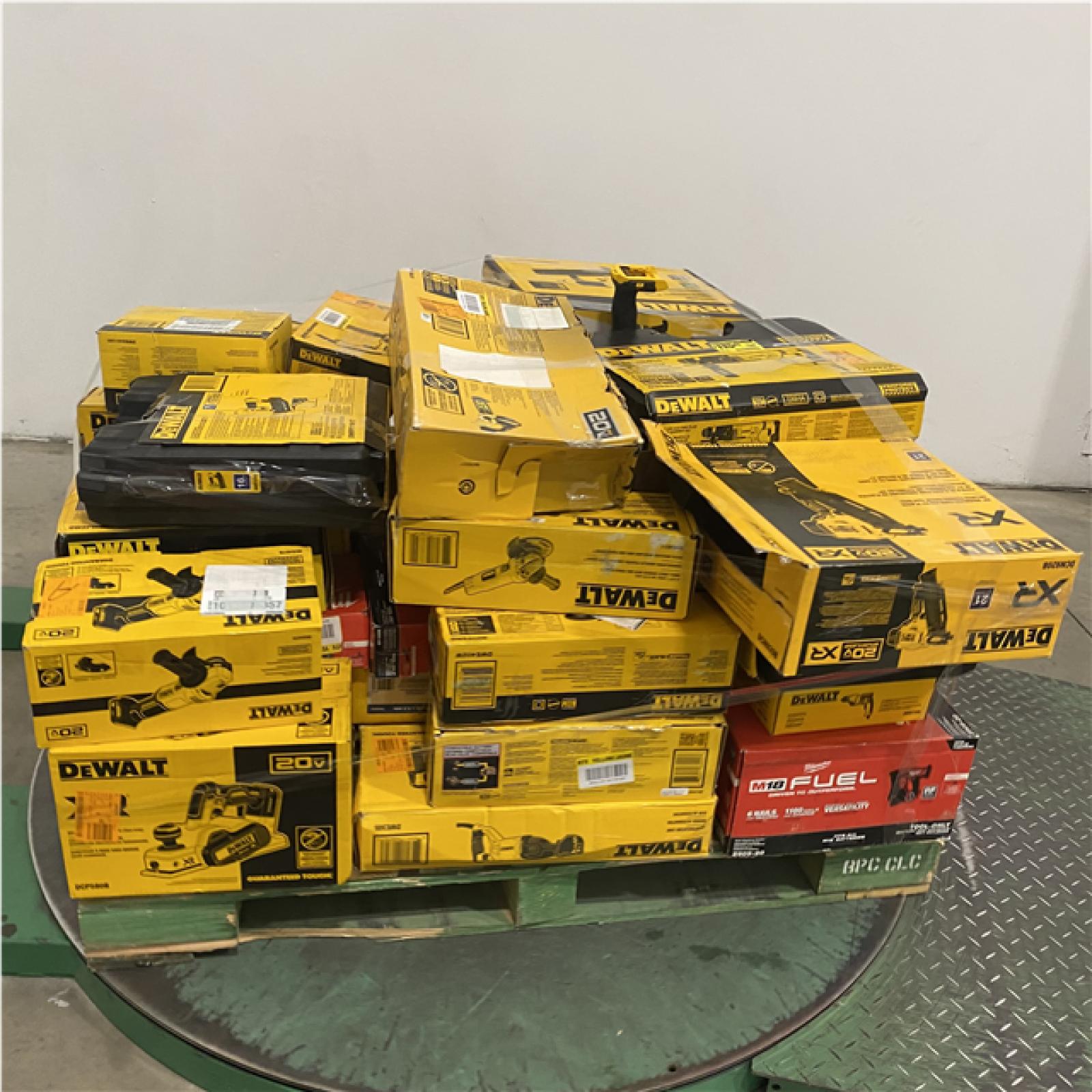 Dallas Location - As-Is Tool Pallet