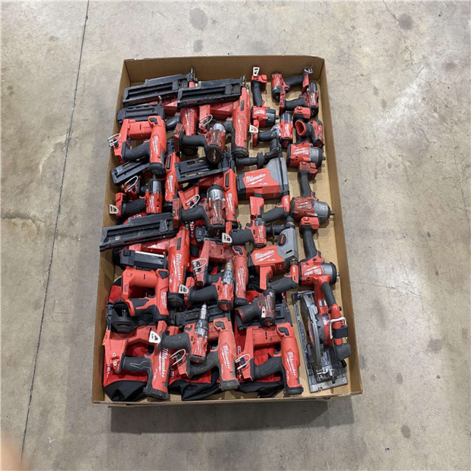 Houston Location AS IS - Tool Pallet