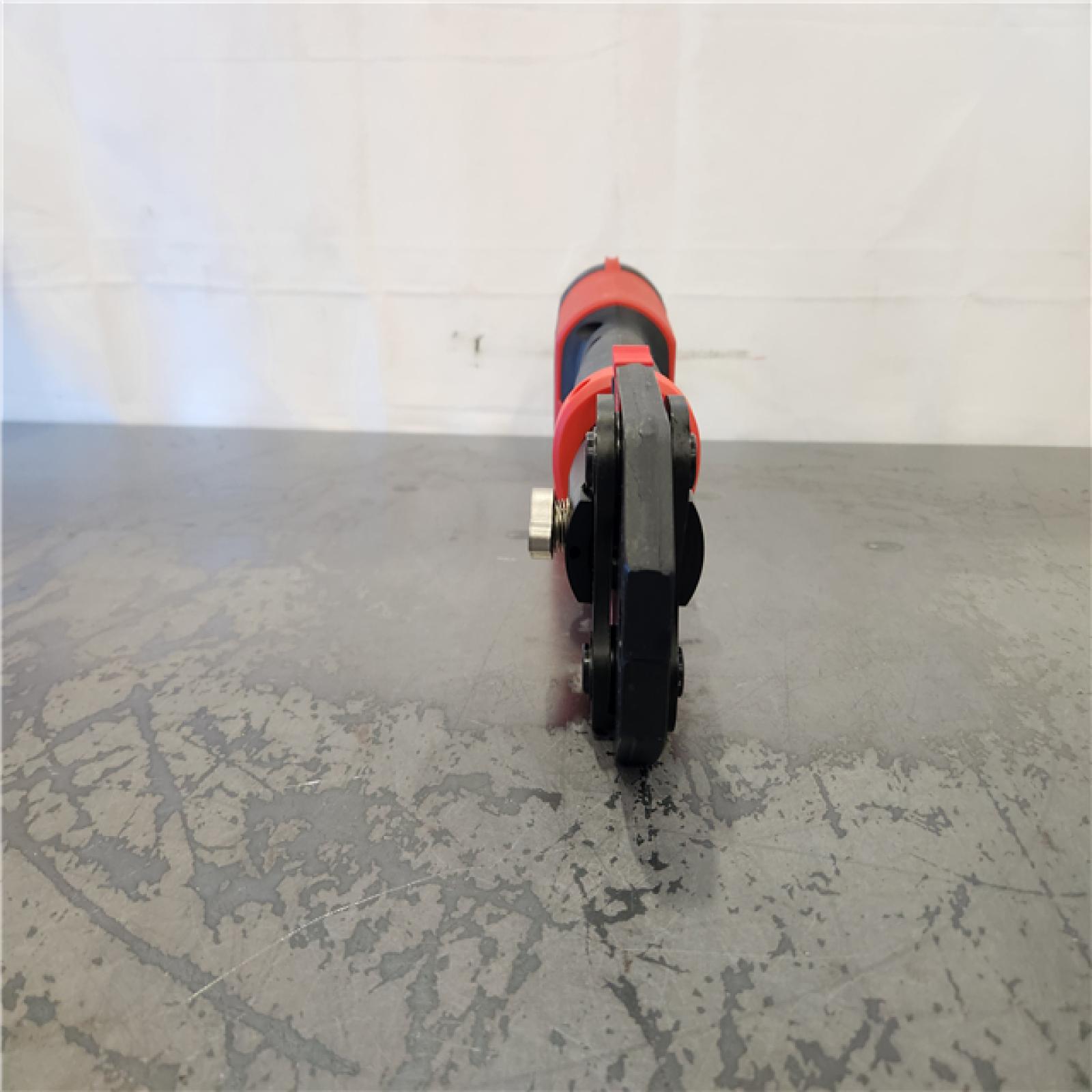 AS-IS- Milwaukee M18 18V Lithium-Ion Cordless Short Throw Press Tool Kit