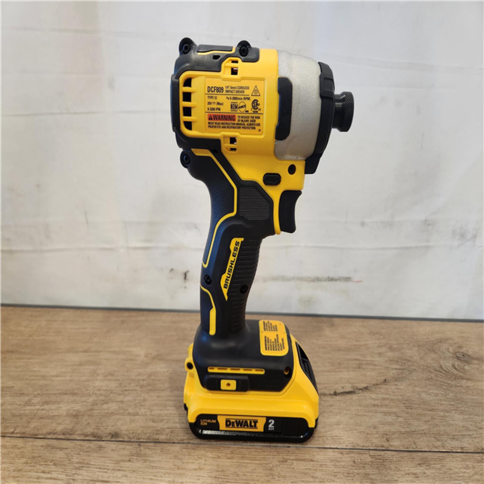 AS-IS- DEWALT ATOMIC 20V MAX* Brushless Cordless Compact 1/4 in. Impact Driver Kit