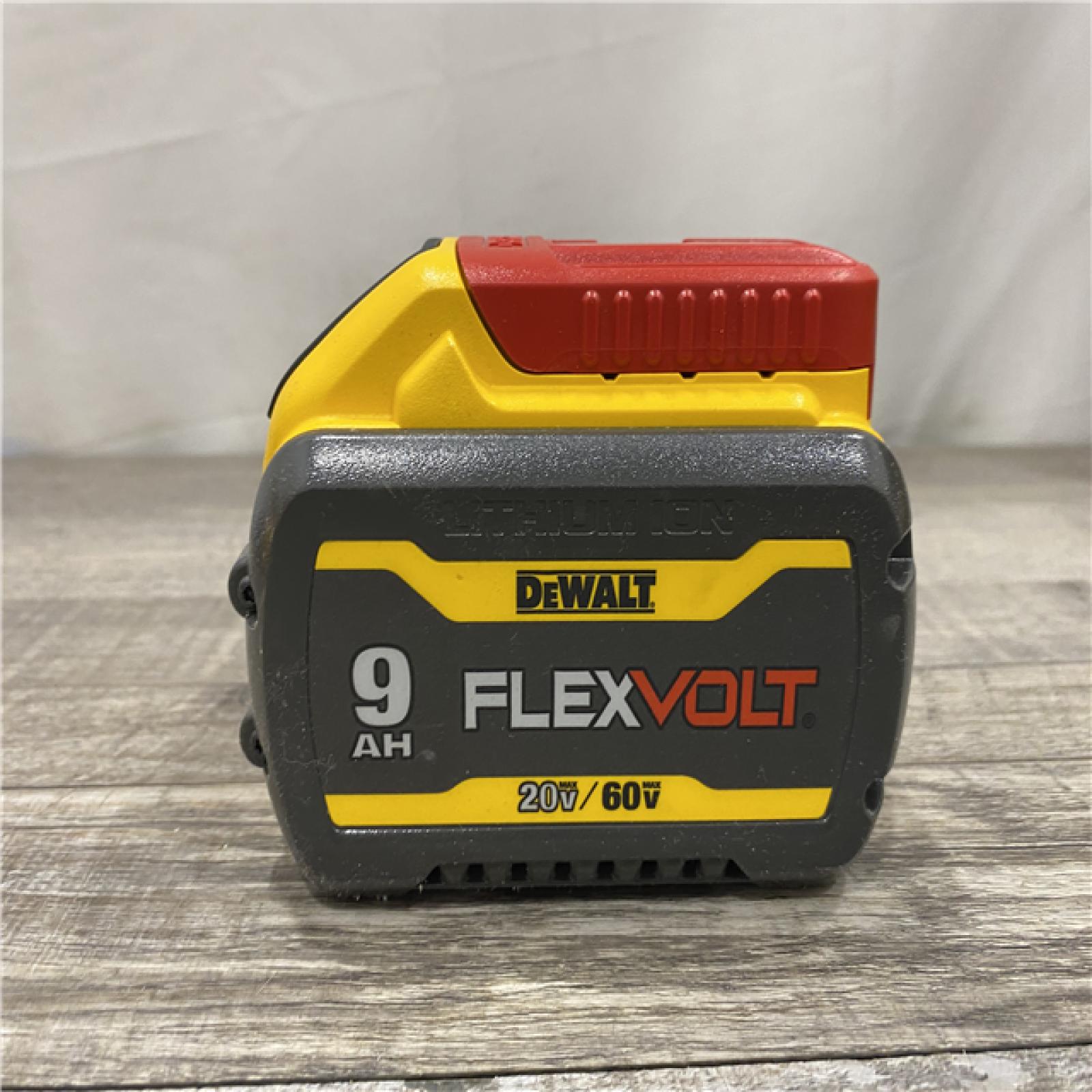 AS-IS DEWALT 20V/60V MAX FLEXVOLT Lithium-Ion 9.0Ah Battery and Charger Starter Kit