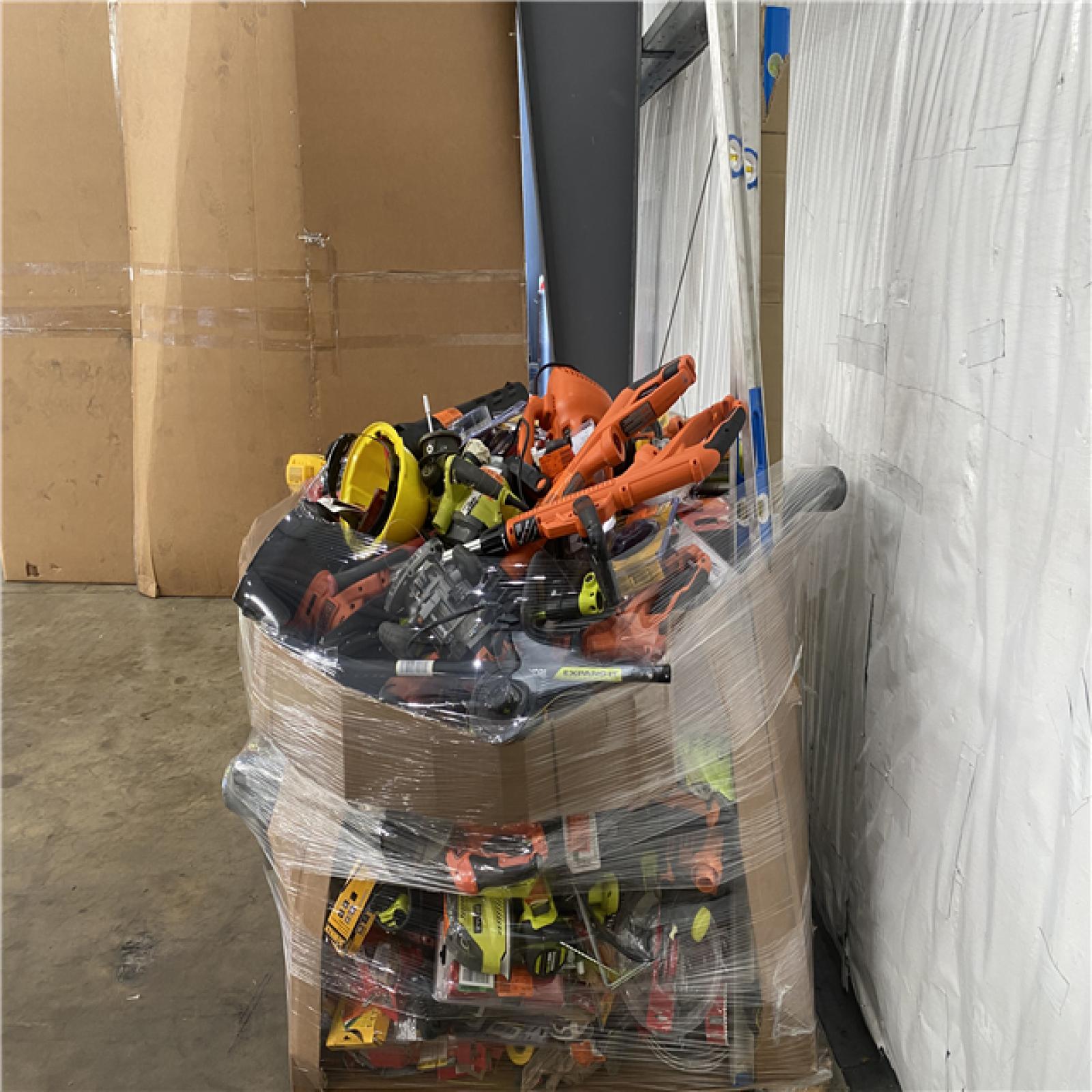 Houston Location AS IS - Tool Pallet