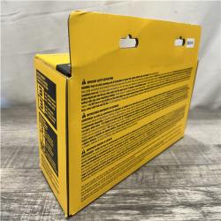 NEW - DEWALT 20V MAX Lithium-Ion Starter Kit with 4.0 Ah and 5.0 Ah Batteries and Charger