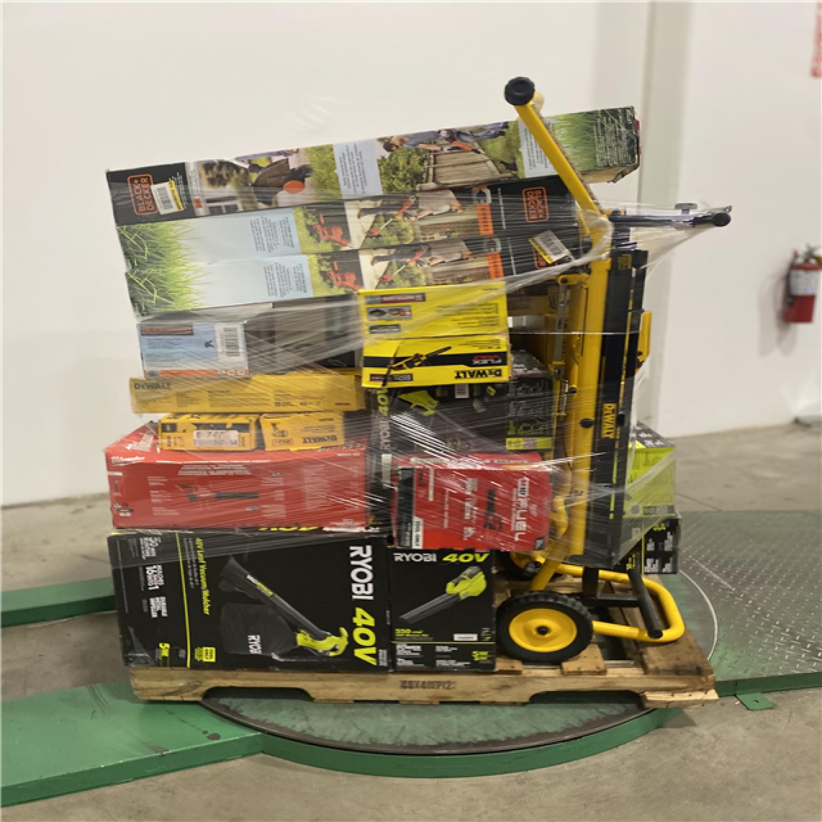 Dallas Location - As-Is Tool Pallet