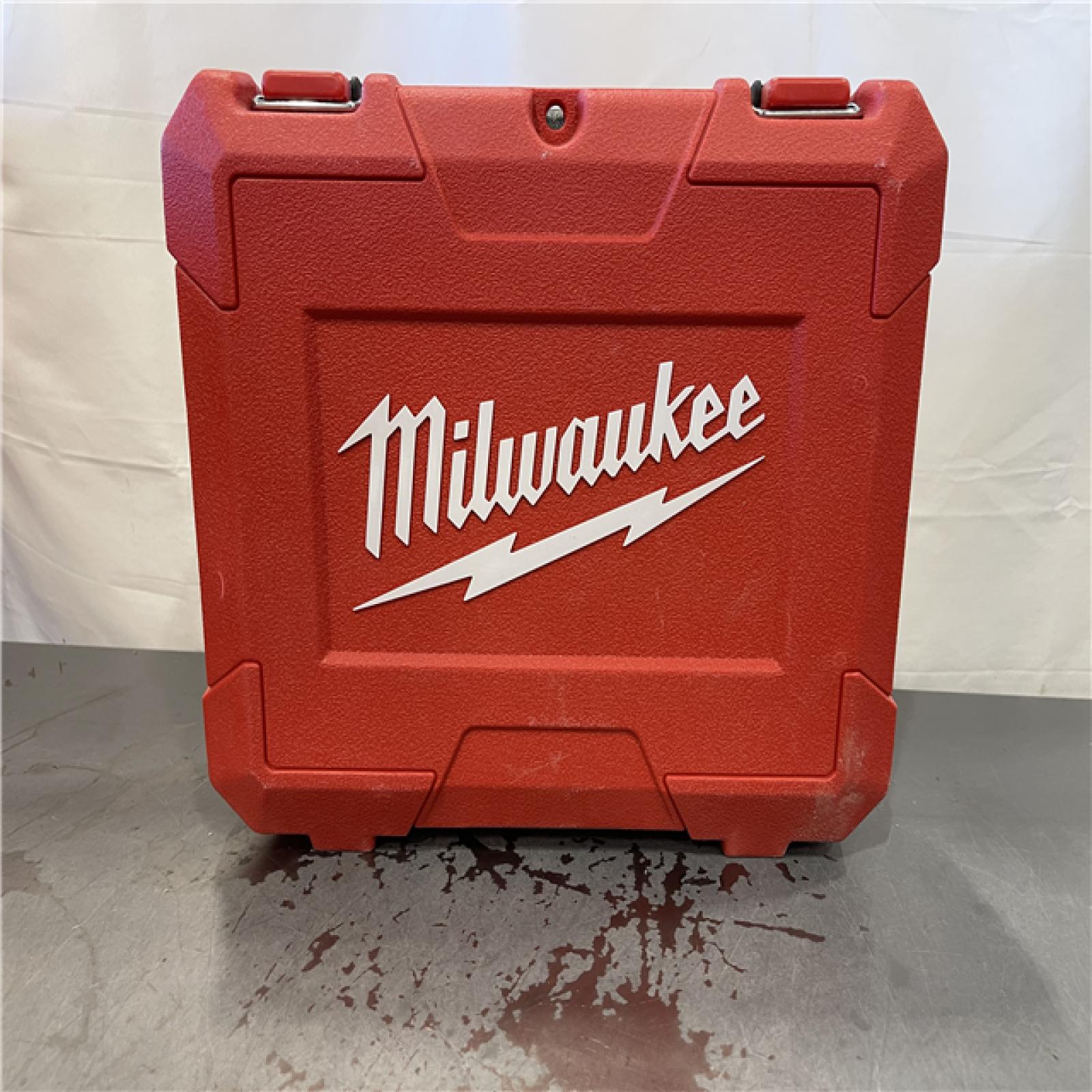 AS-IS - Milwaukee M12 Cordless PEX Expansion Tool Kit