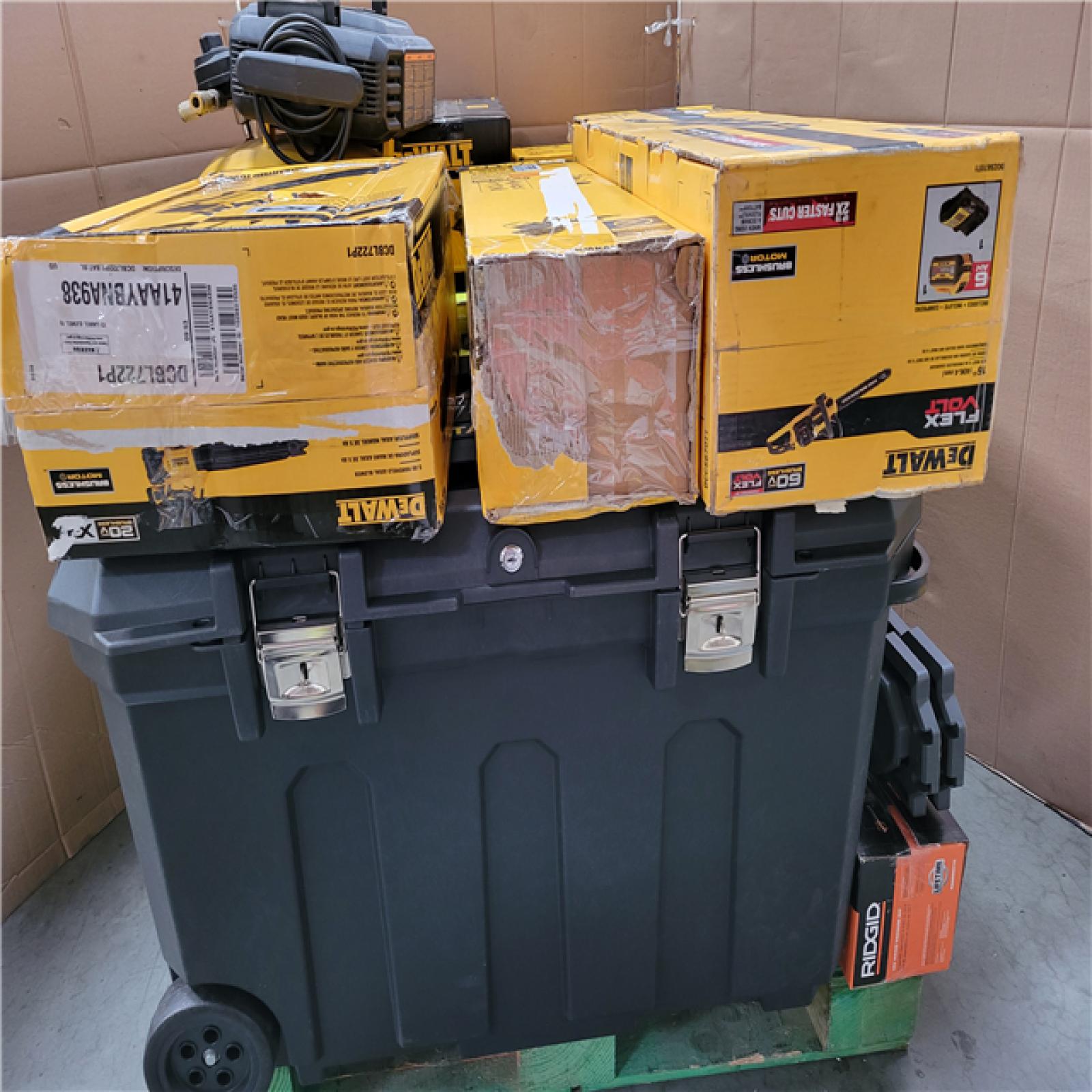 CALIFORNIA AS-IS TOOL PALLET