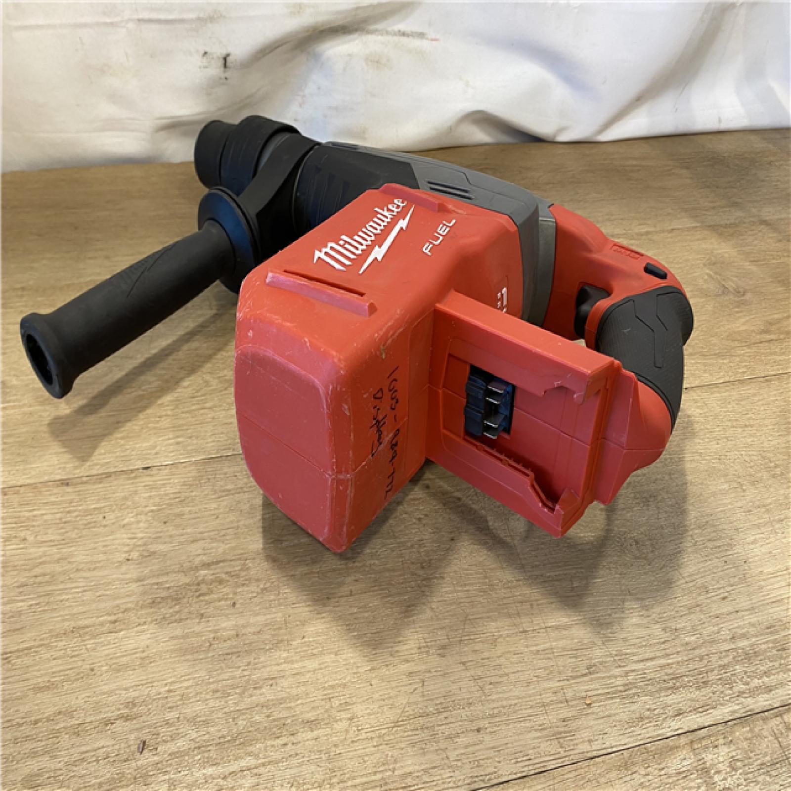 AS-IS Milwaukee FUEL 18V Lithium-Ion Brushless Cordless 1-9/16 in. SDS-Max Rotary Hammer (Tool-Only)