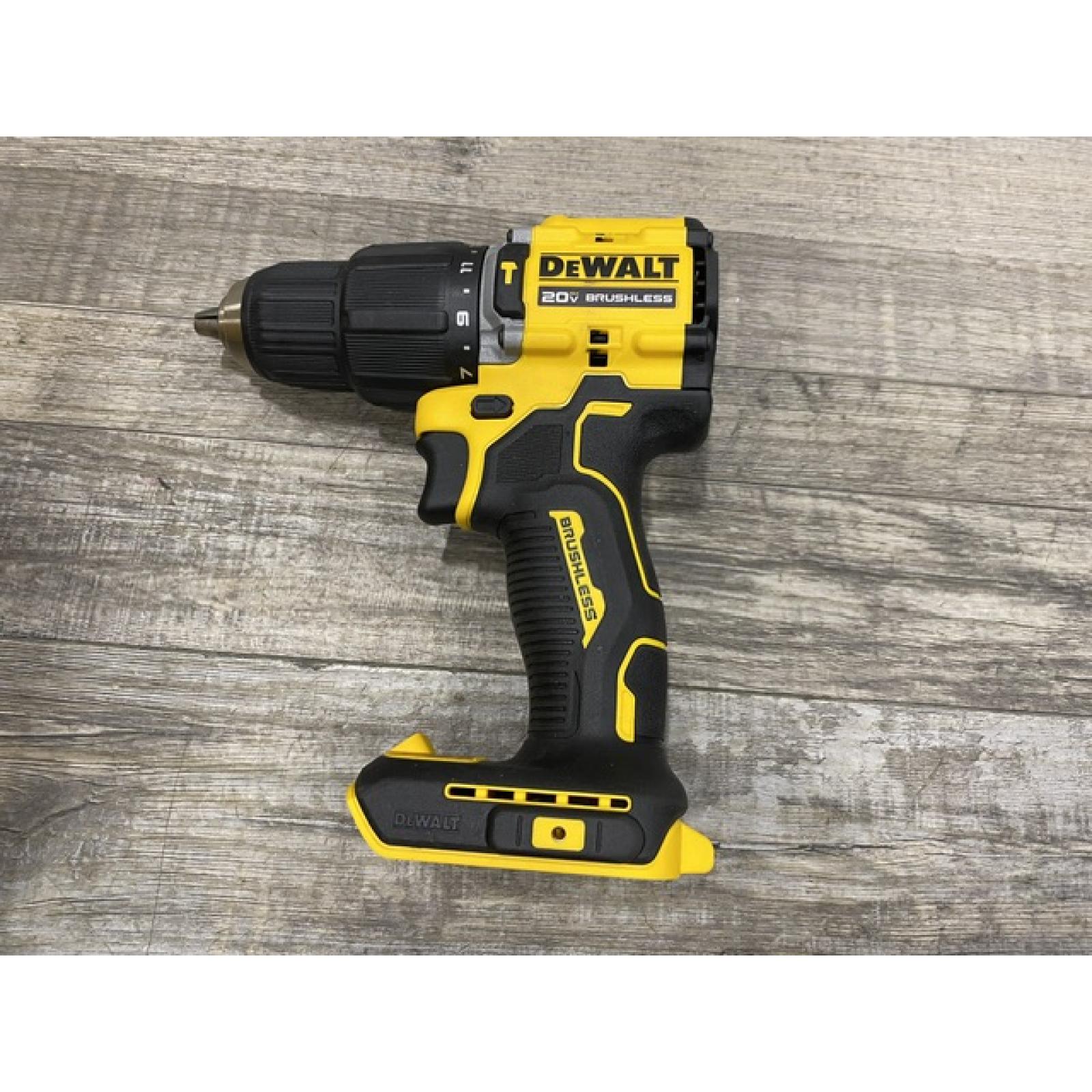 AS-IS DEWALT ATOMIC 20V Lithium-Ion Cordless 1/2 in. Hammer Drill Kit