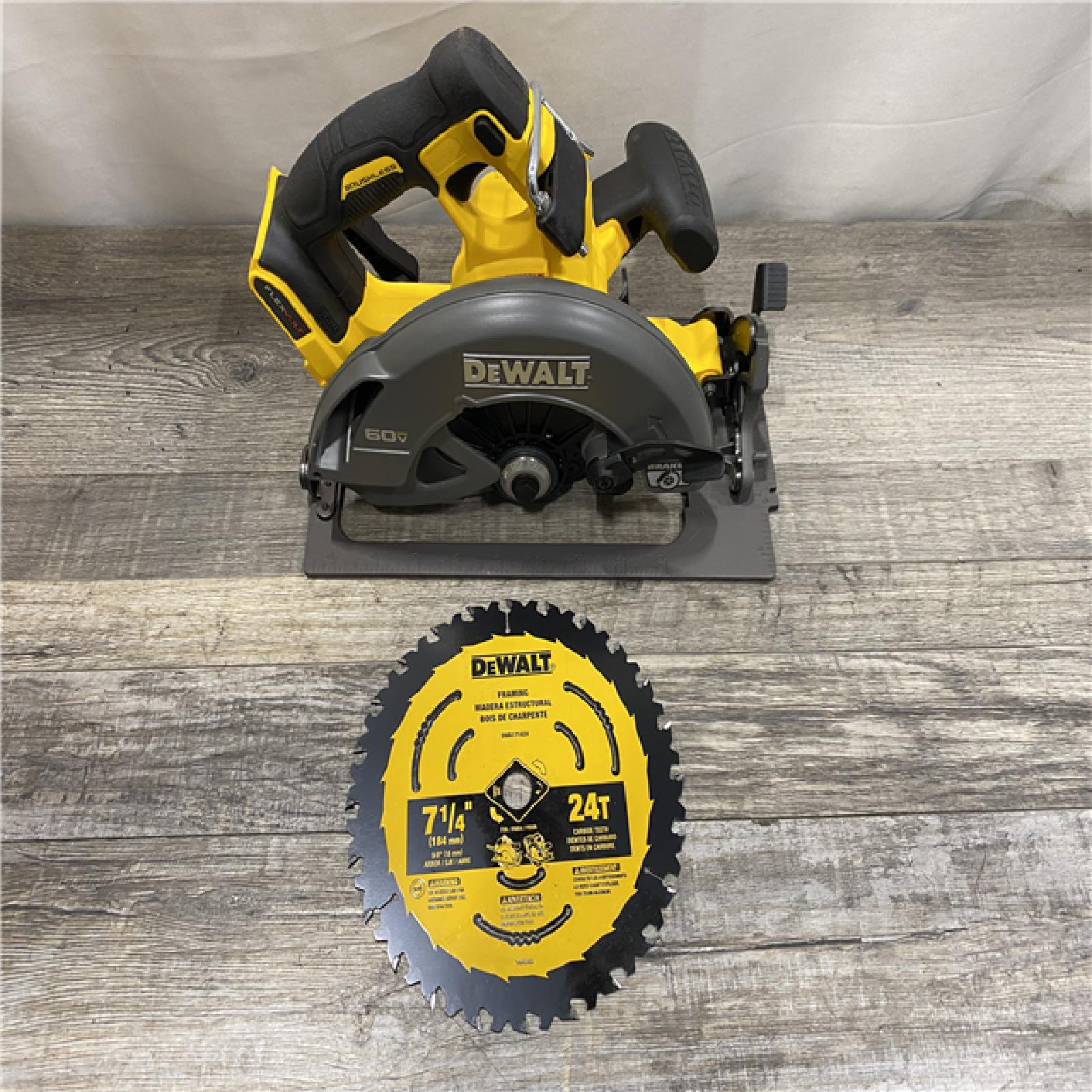 AS-IS DEWALT FLEXVOLT 60V MAX Cordless Brushless 7-1/4 in. Circular Saw with Brake (Tool Only)