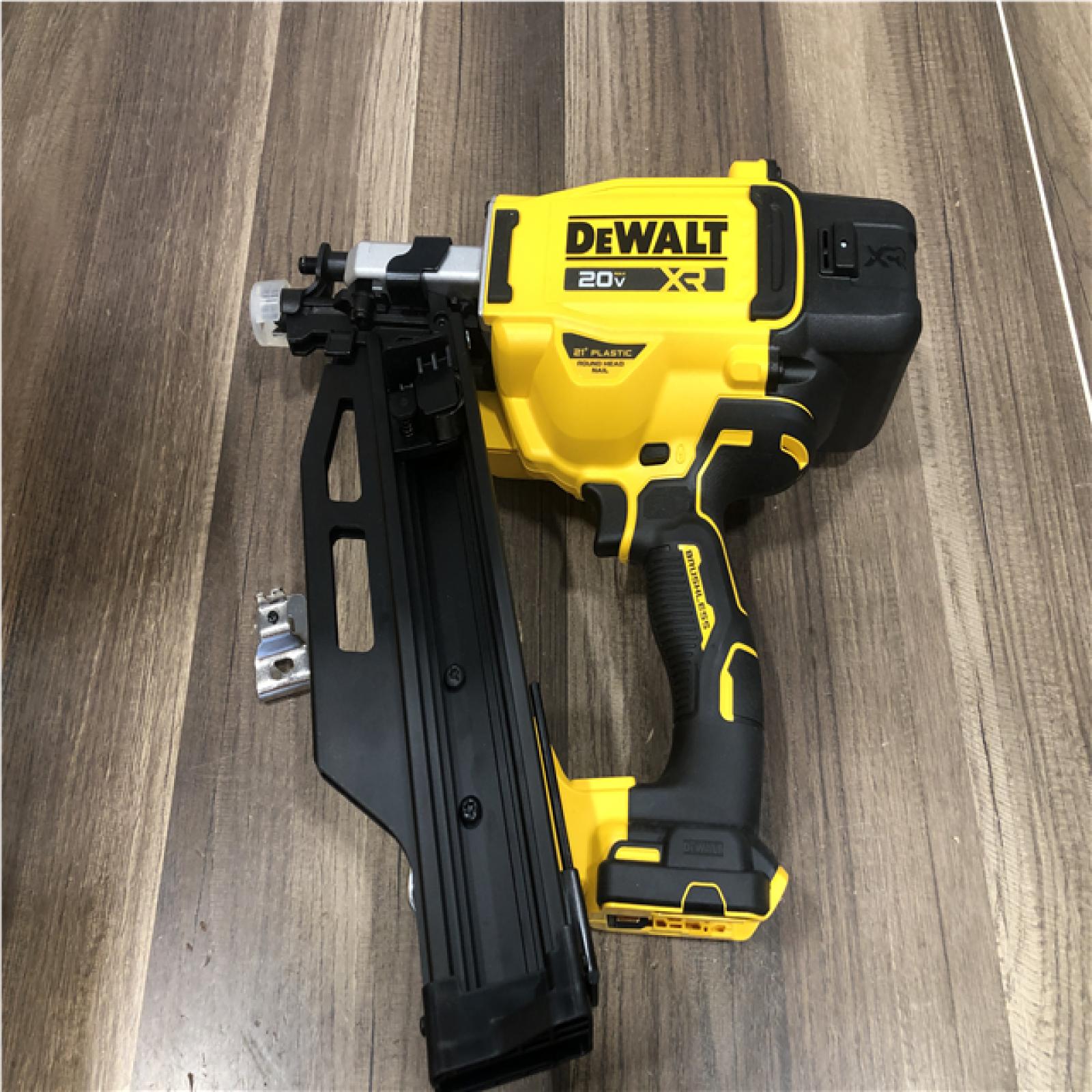 AS-IS DEWALT 20-Volt 21° Cordless Framing Nailer (Tool-Only)