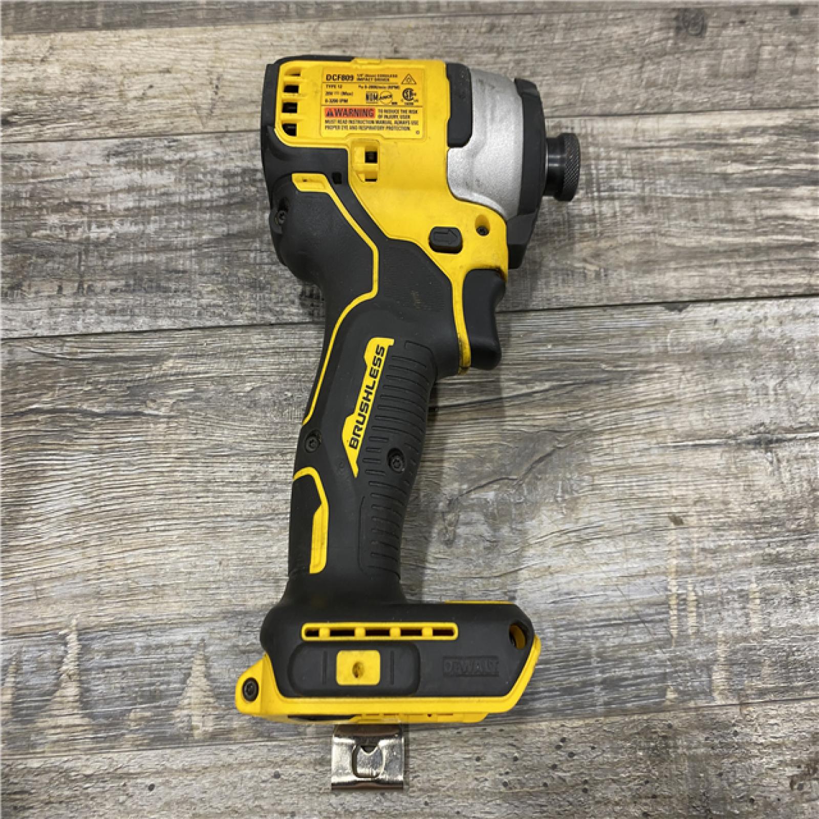 AS-IS DEWALT Atomic 20V Max Lithium-Ion Brushless Cordless Compact 1/4 in. Impact Driver Kit
