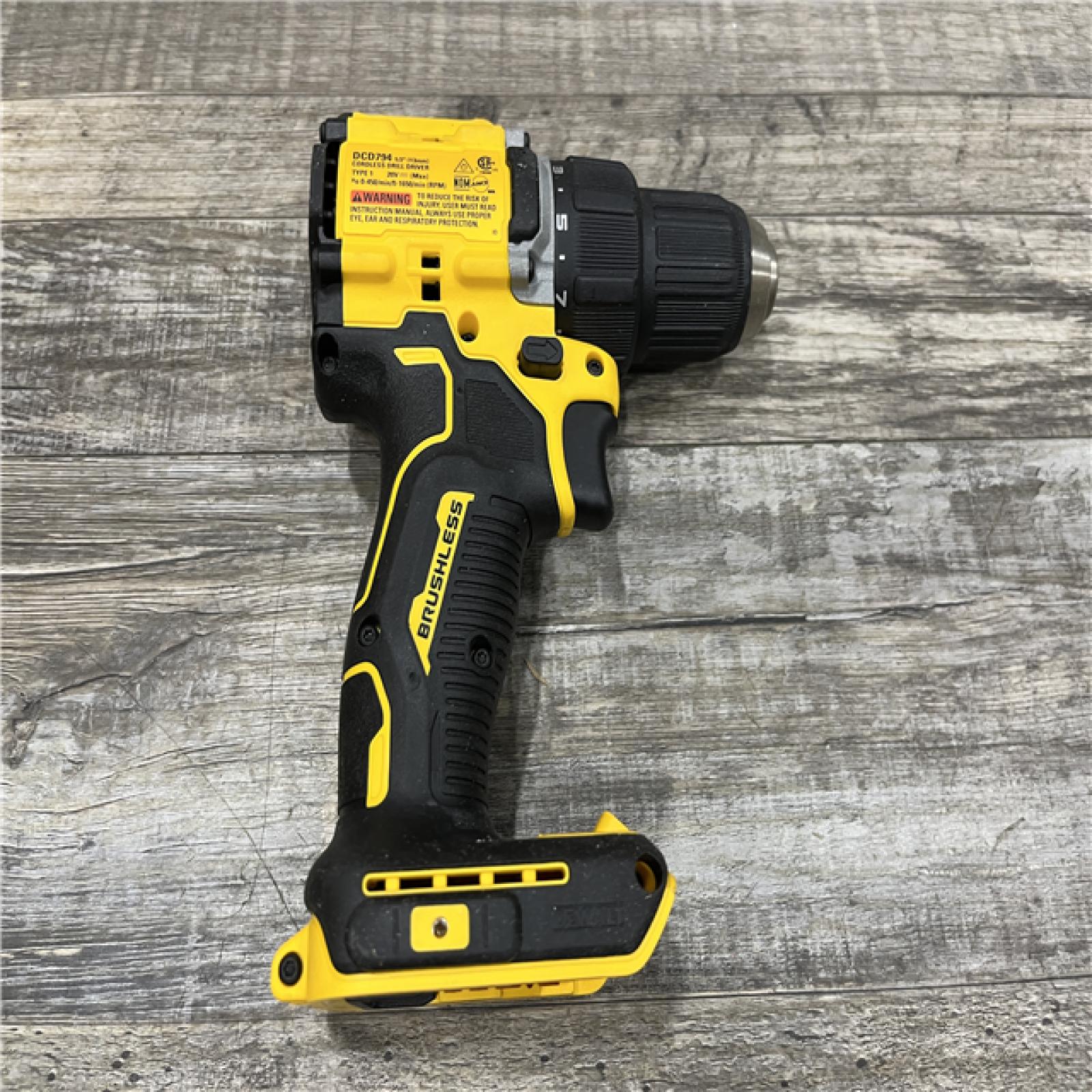 AS-IS DEWALT Atomic 20V Lithium-Ion Cordless Compact 1/2 in. Drill/Driver Kit
