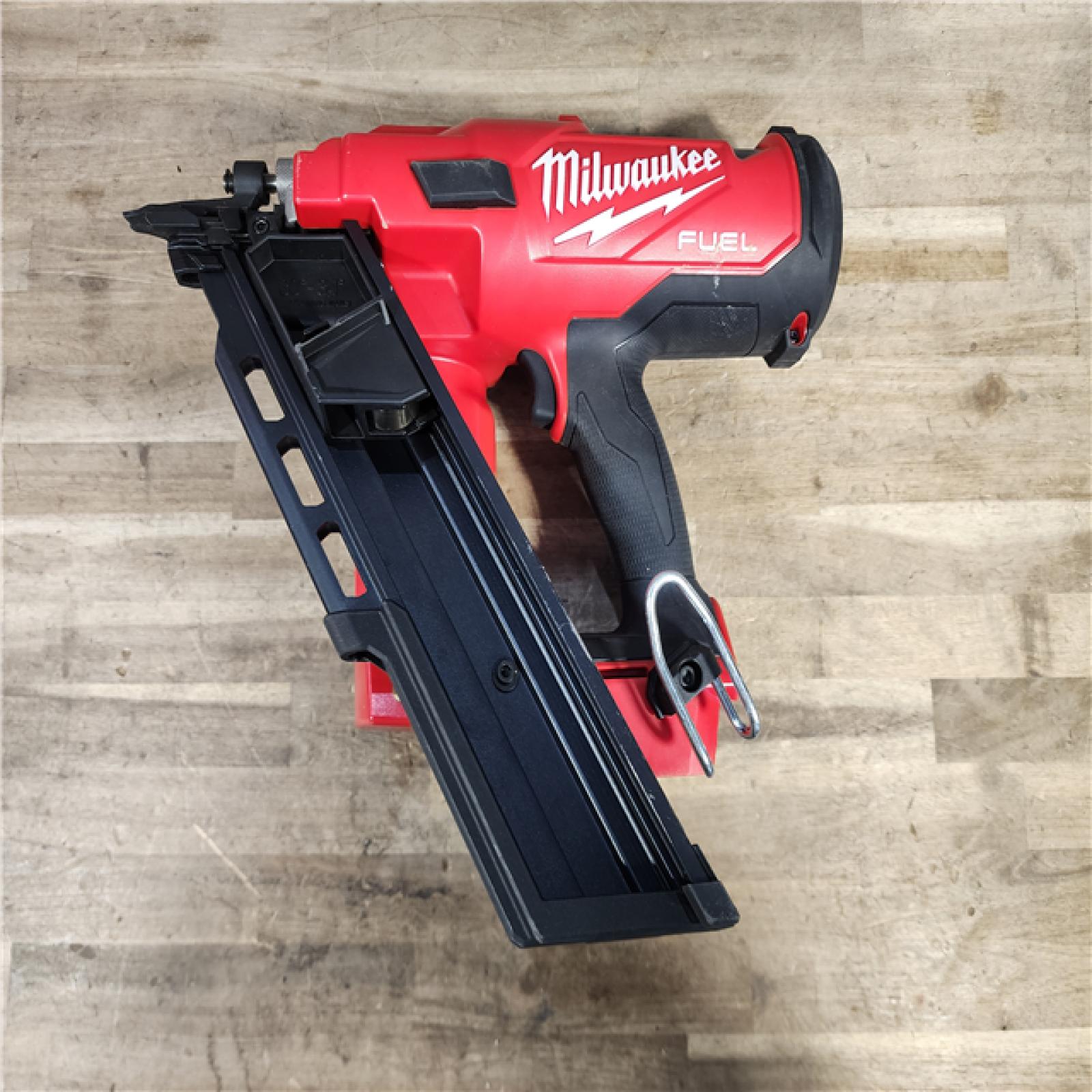 HOUSTON LOCATION - AS-IS Milwaukee M18 FUEL 30 Degree Framing Nailer (TOOL ONLY)