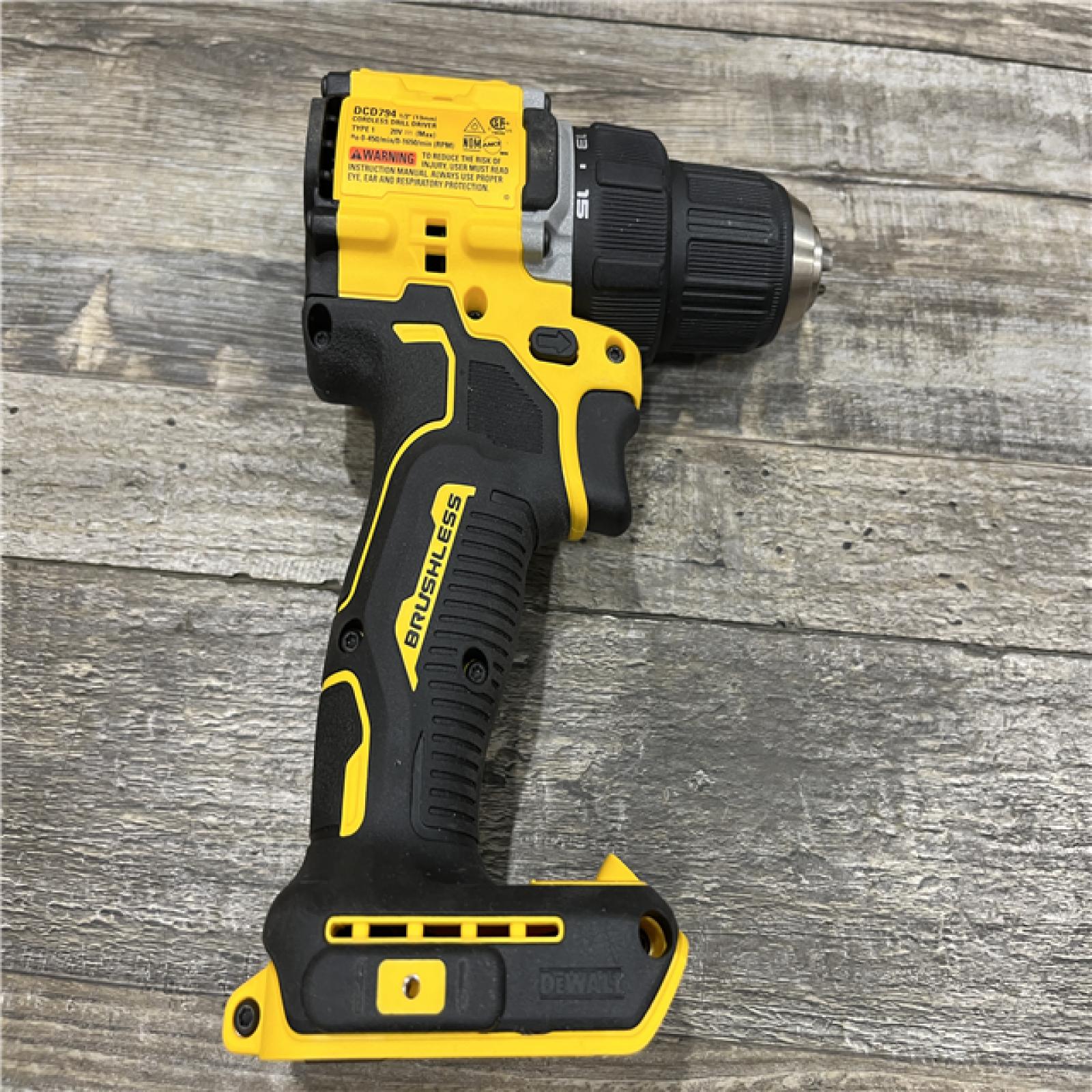 AS-IS DEWALT Atomic 20V Lithium-Ion Cordless Compact 1/2 in. Drill/Driver Kit