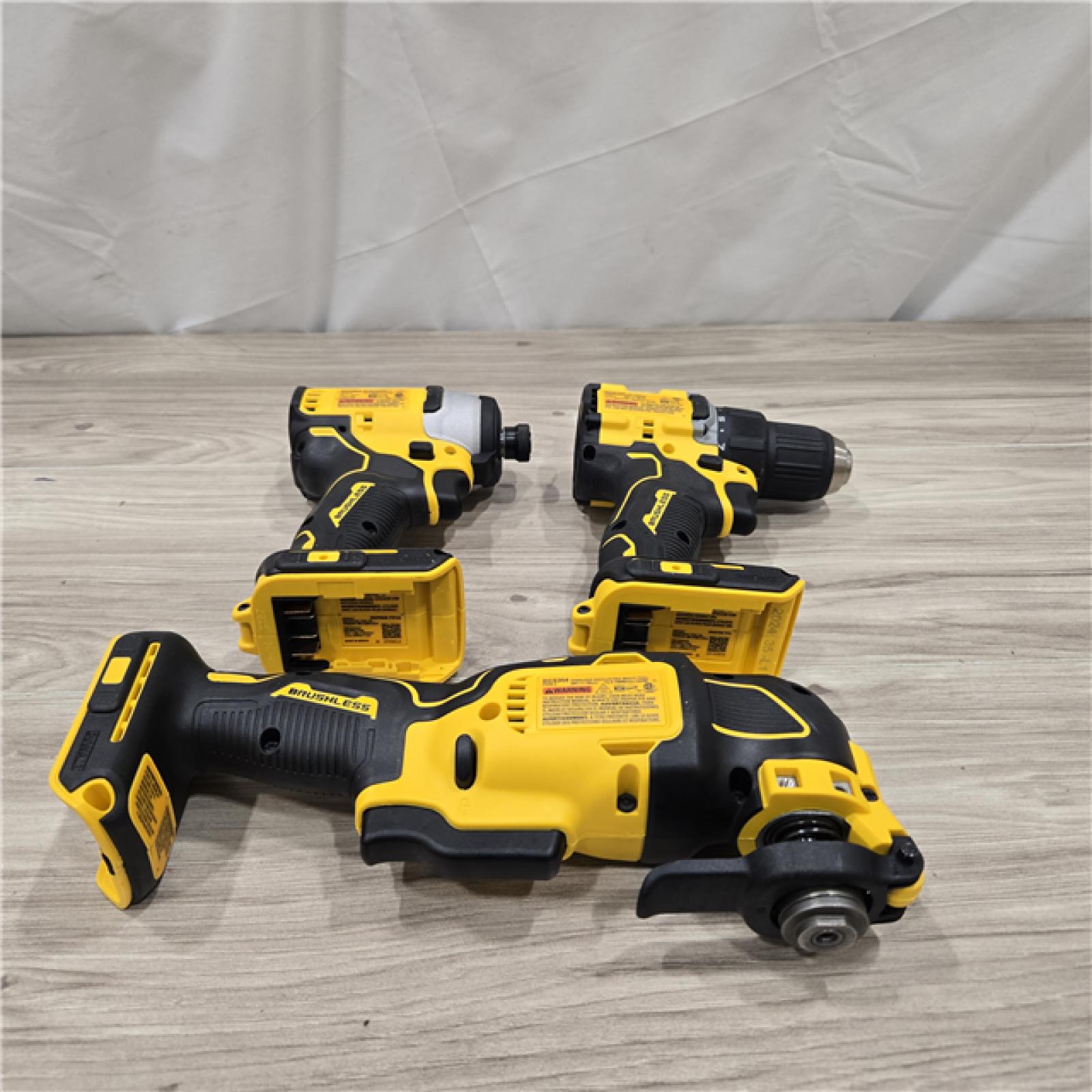 AS-IS DeWalt 20V MAX ATOMIC Cordless Brushless 4-Tool Combo Kit
