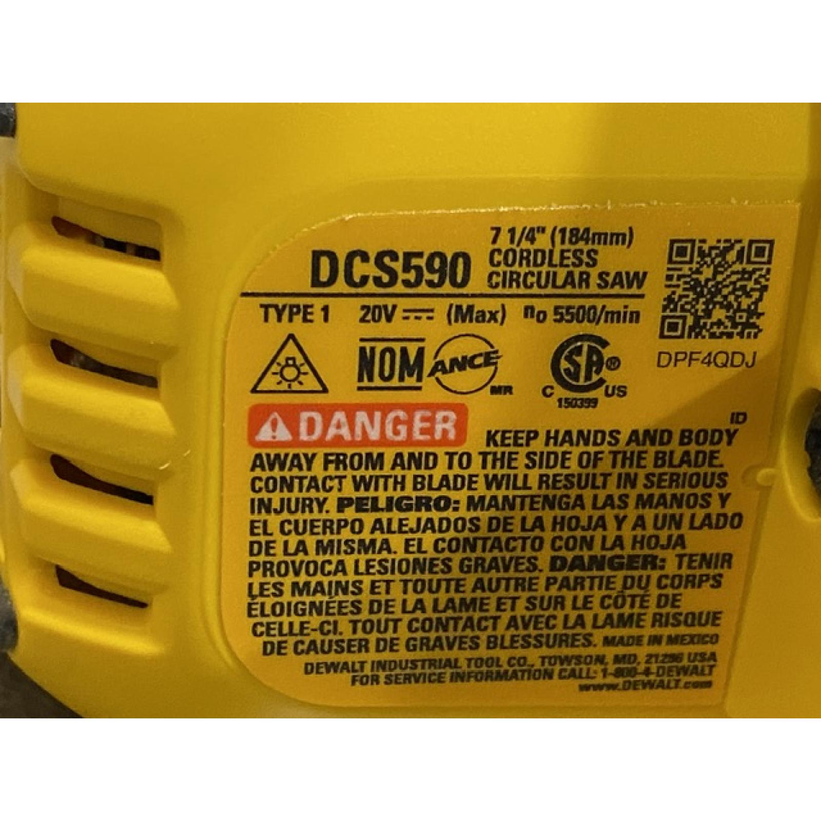 AS-IS DEWALT 20-Volt MAX 7-1/4 in. Cordless Circular Saw (Tool Only)