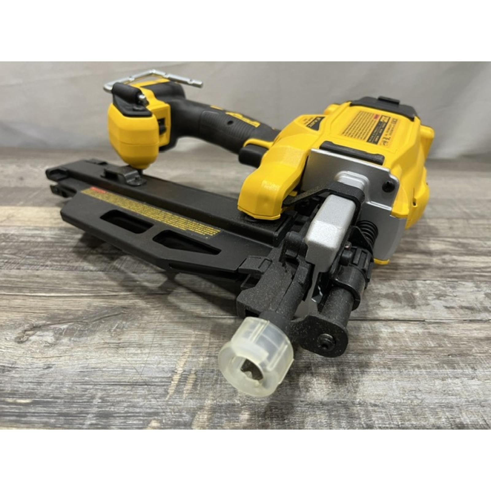 AS-IS DEWALT 20-Volt 21° Cordless Framing Nailer (Tool-Only)