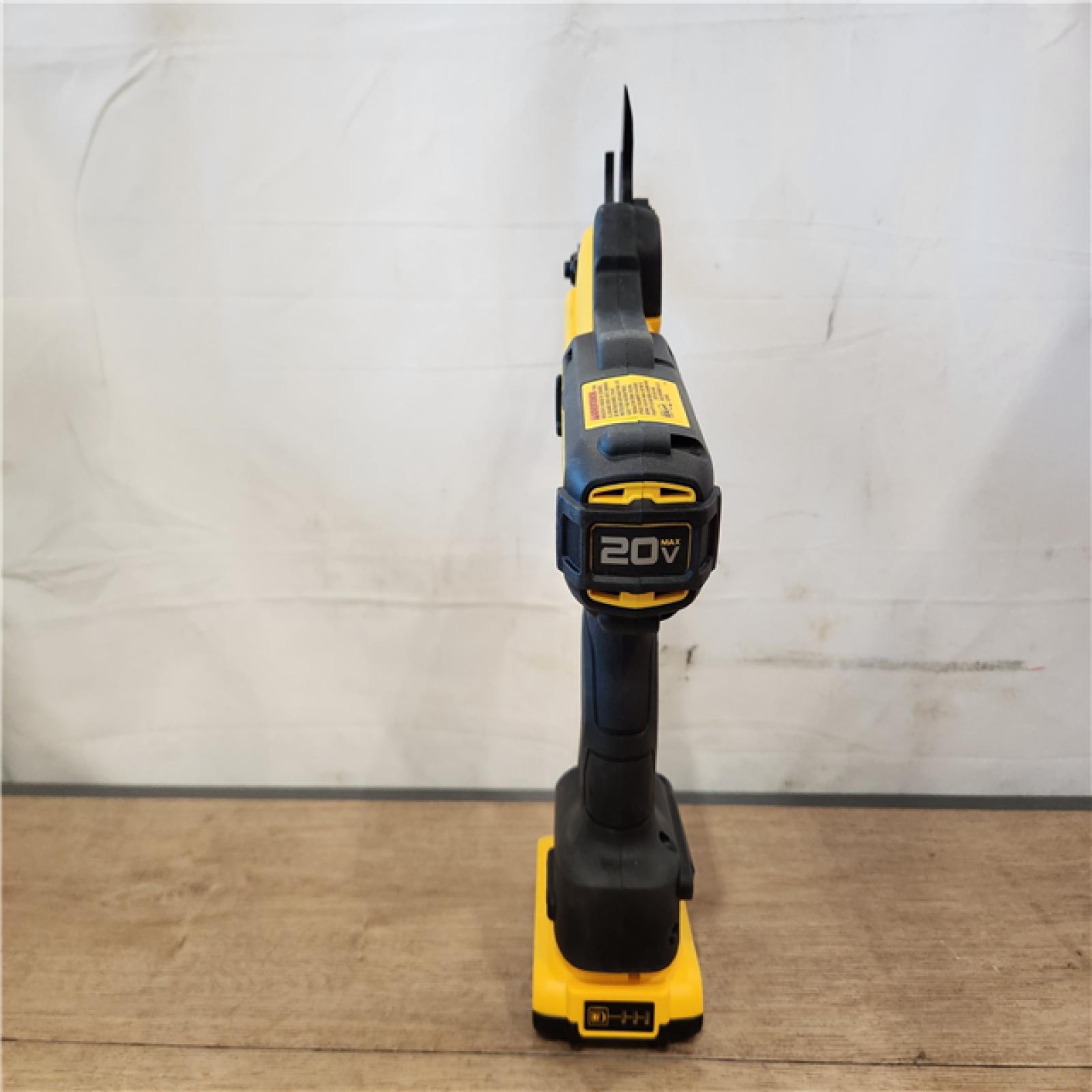 AS-IS- DeWalt 20V MAX Steel Cordless Pruner