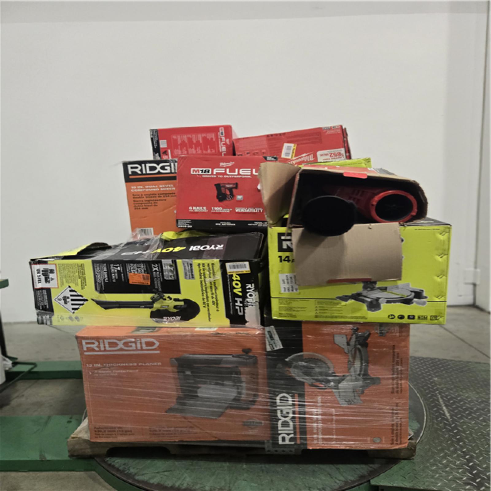 Dallas Location - As-Is Tool Pallet