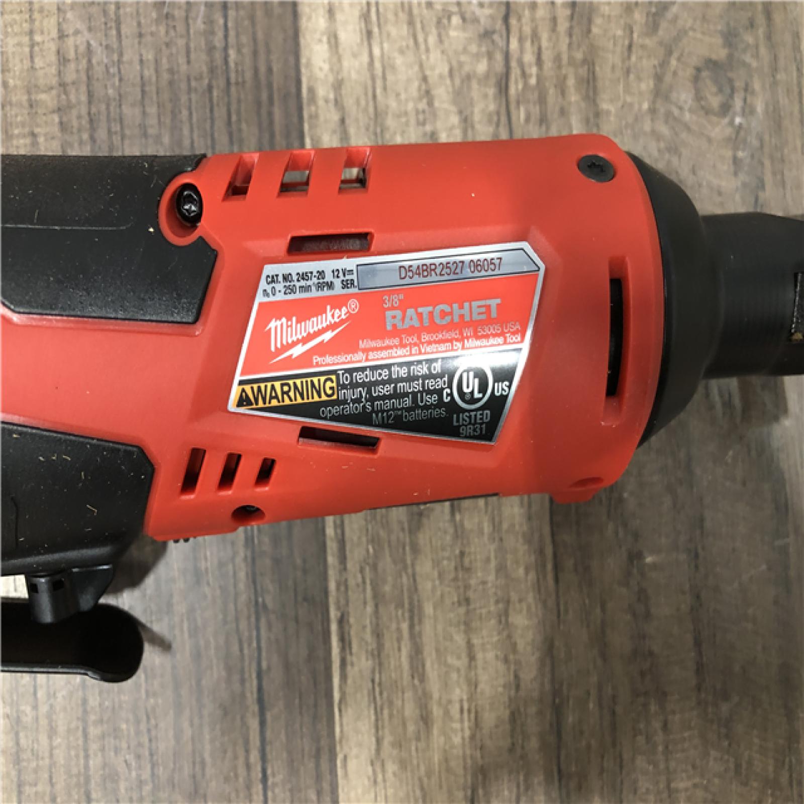 AS-IS Milwaukee M12 12V Lithium-Ion Cordless 3/8 in. Ratchet (Tool-Only)