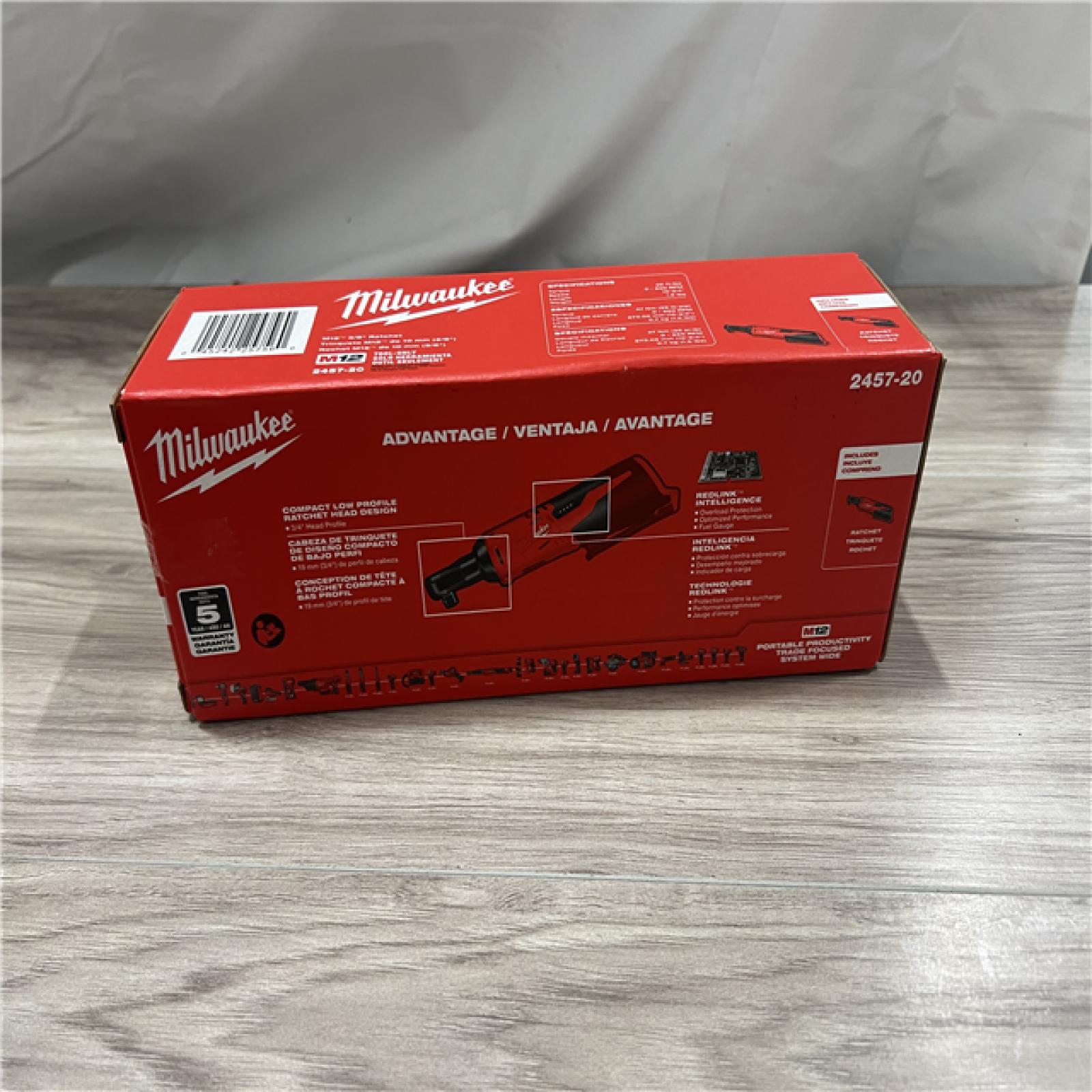 NEW Milwaukee 12V Lithium-Ion Cordless 3/8 in. Ratchet (Tool-Only)
