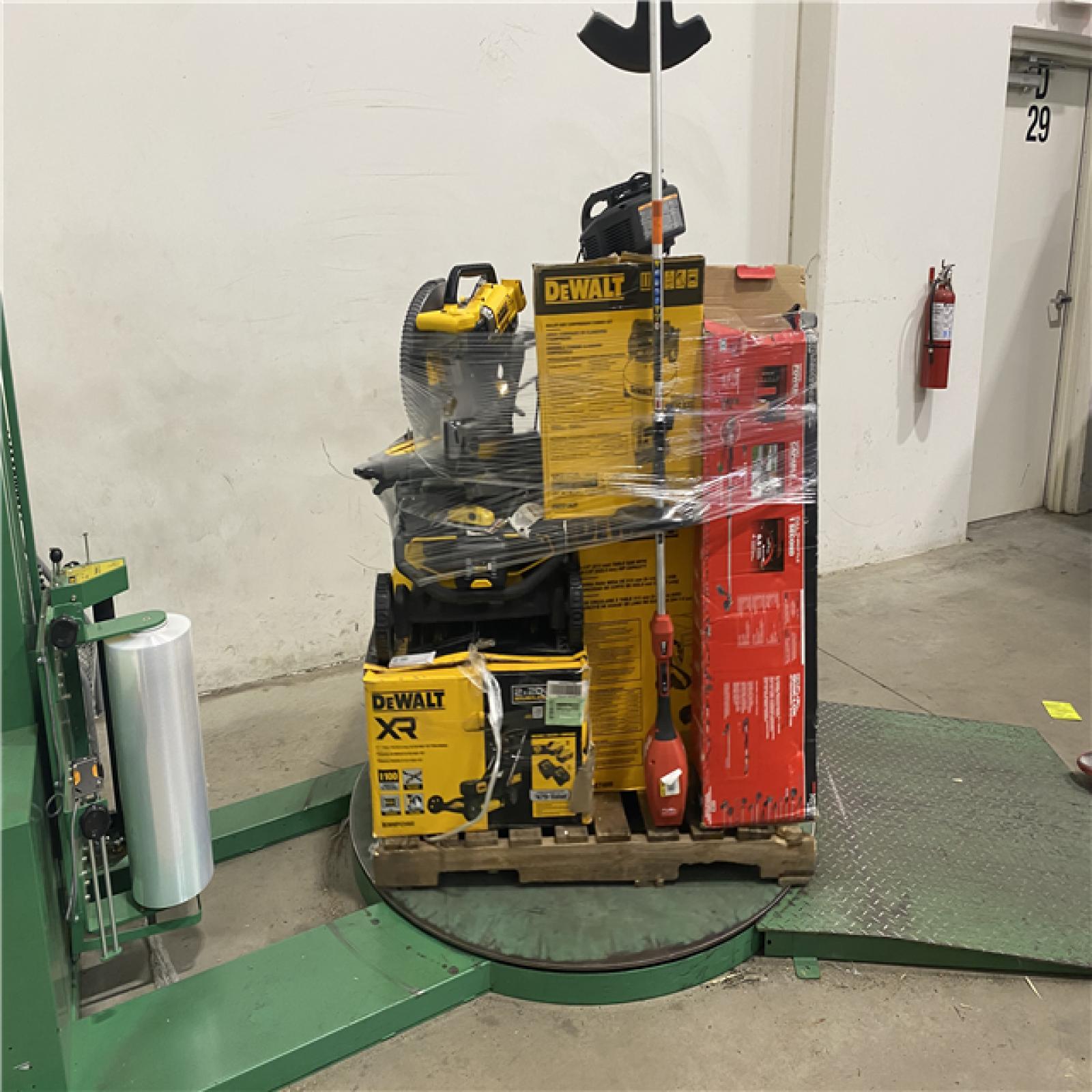 Dallas Location - As-Is Tool Pallet