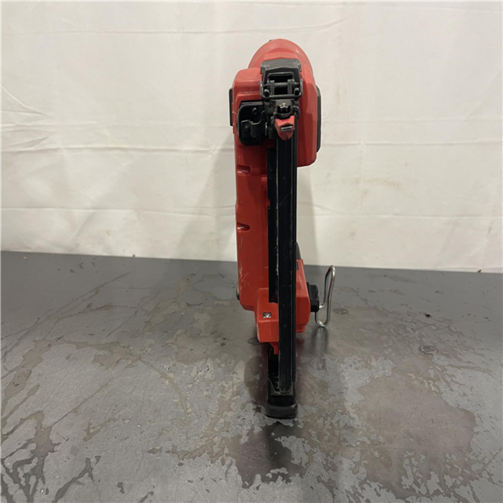 AS-IS- Milwaukee M18 Fuel 18V Brushless 18-Gauge Brad Nailer (Bare Tool)