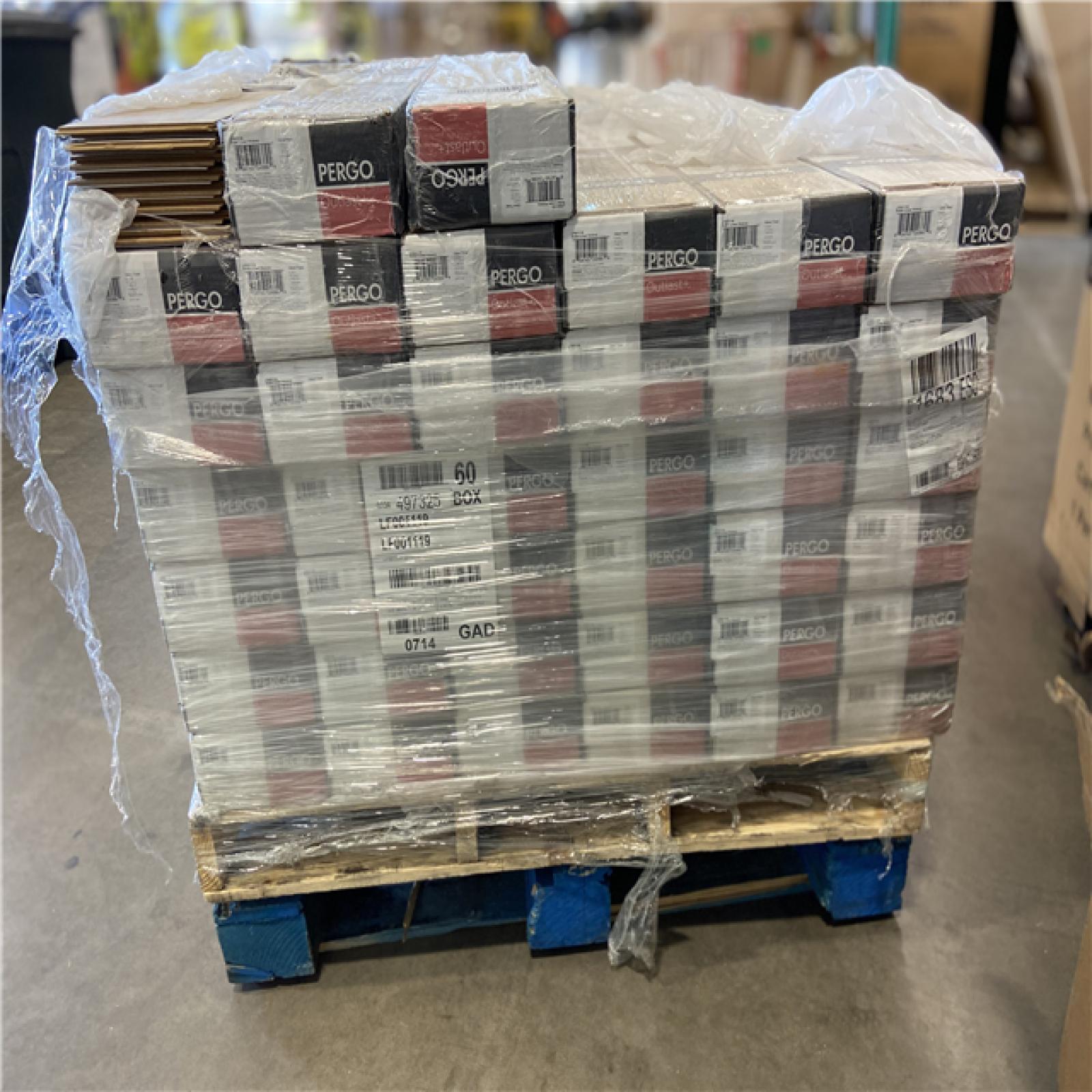 DALLAS LOCATION - Pergo Outlast+ Arden Linen Hickory 12 mm T x 6.1 in. W Waterproof Laminate Wood Flooring (16.12 sqft/case) 39 (CASES)