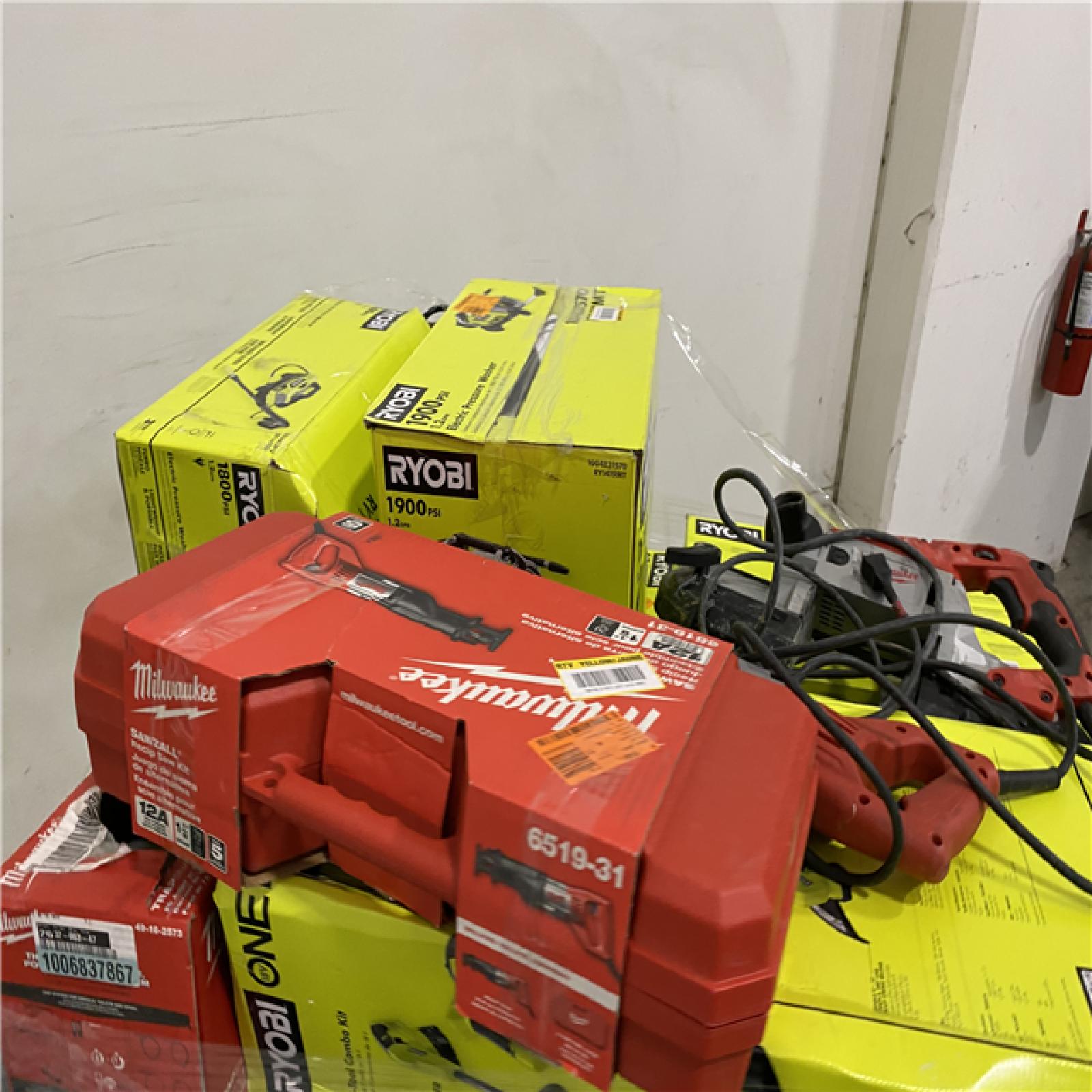 Dallas Location - As-Is Tool Pallet